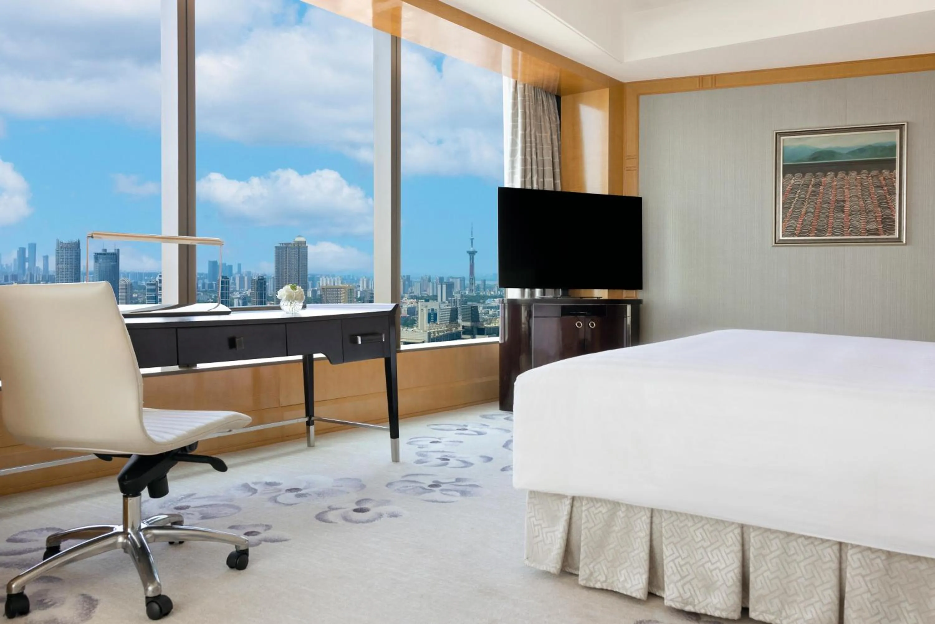TV and multimedia, Bed in Shangri-La Nanjing