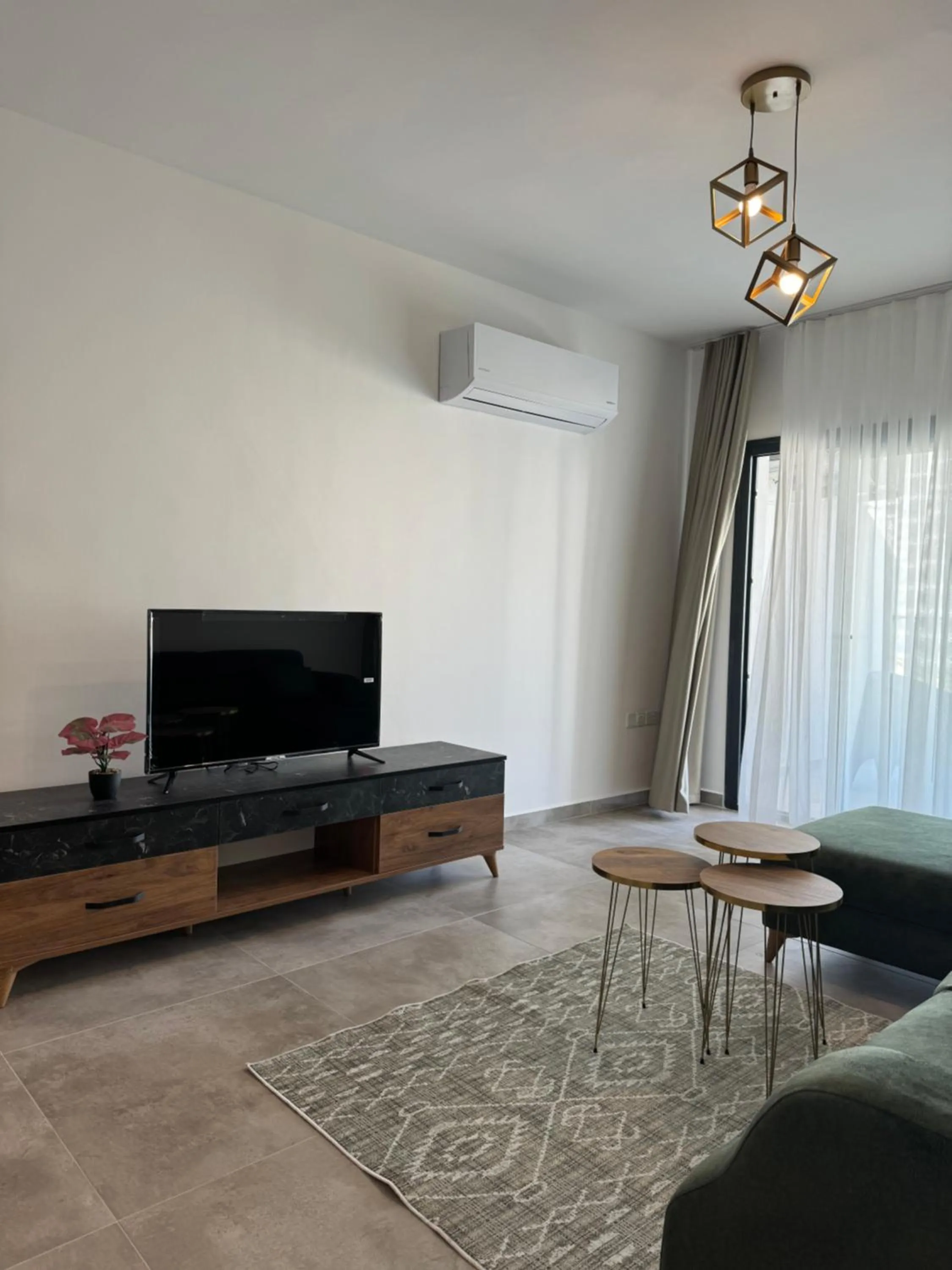 Communal lounge/ TV room in Caesar Resort & SPA Commodus