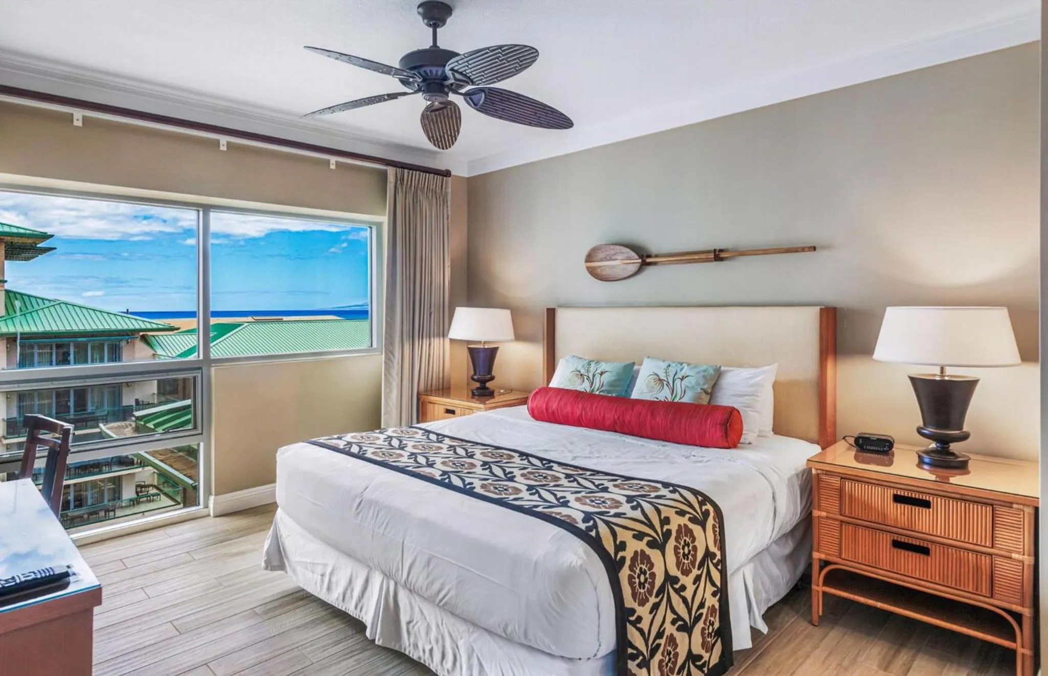 Property building, Bed in Honua Kai Resort And Spa By Maui Resort Rentals