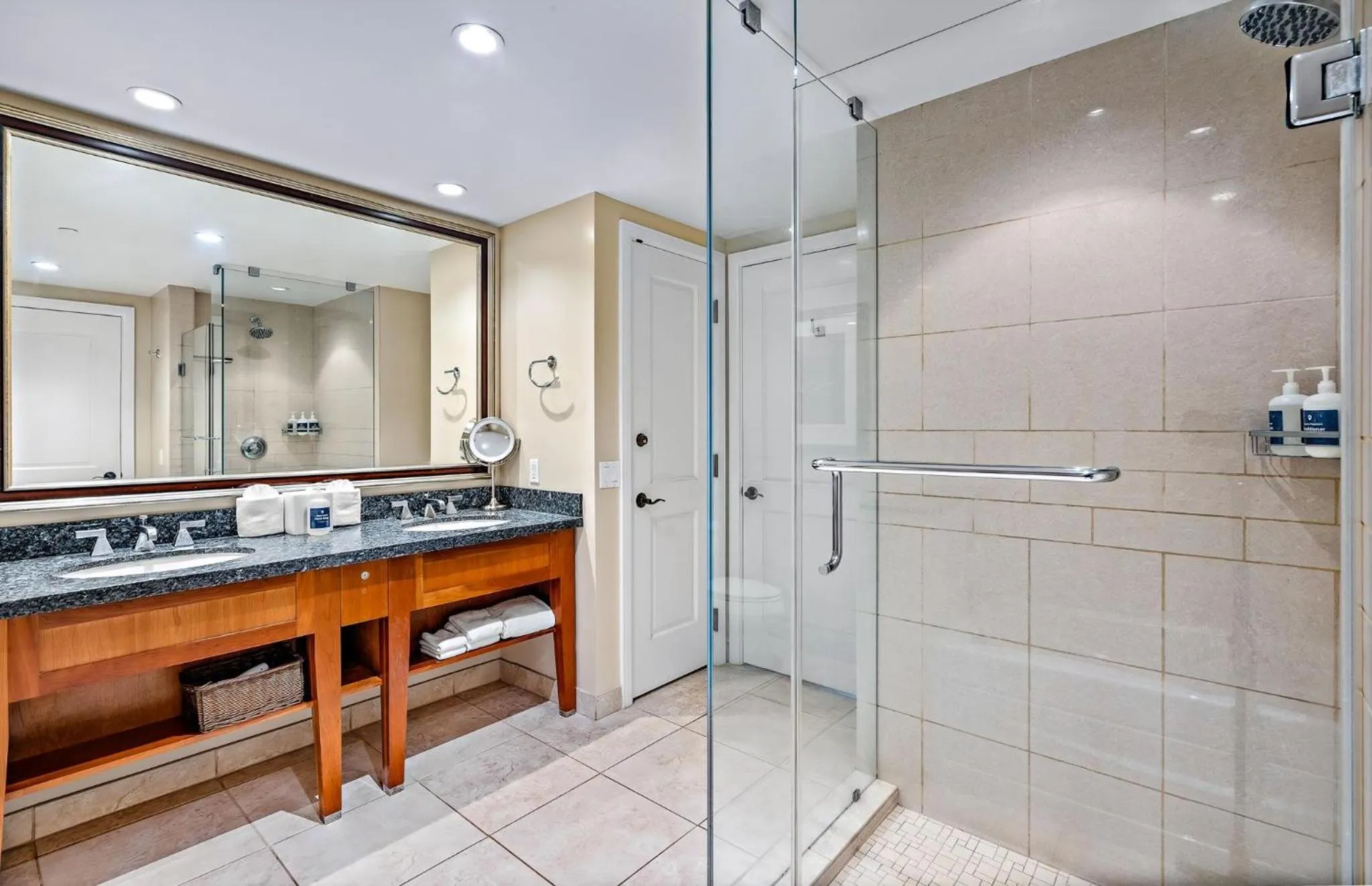 Property building in Honua Kai Resort And Spa By Maui Resort Rentals