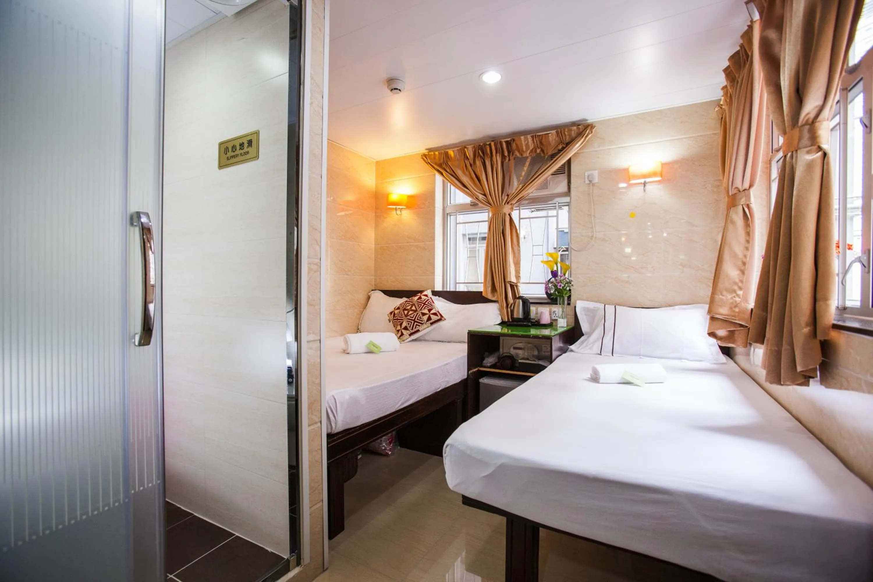 Bedroom, Bed in Joyous Guest House