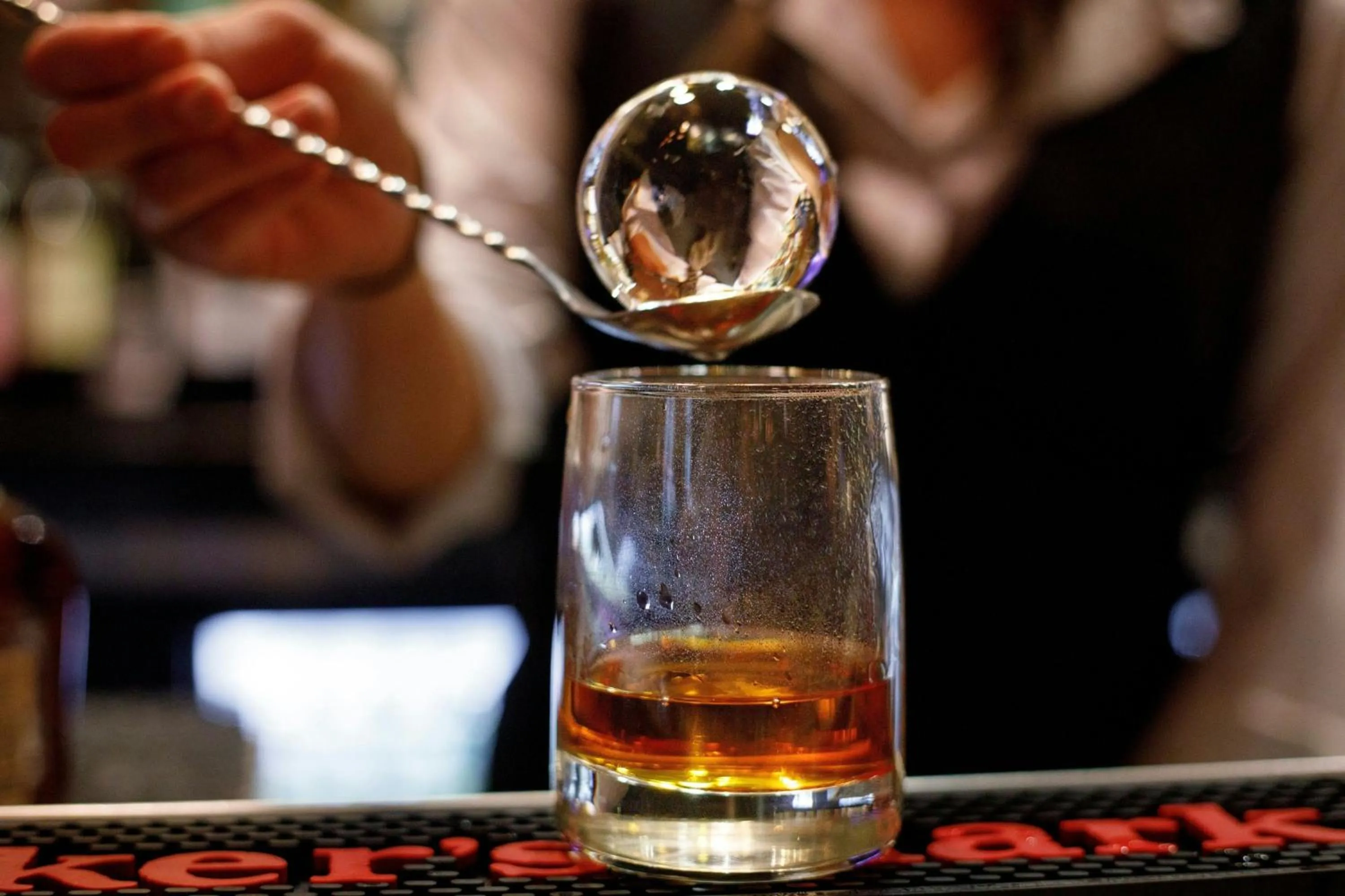 Restaurant/places to eat in Ambassador Hotel Wichita, Autograph Collection