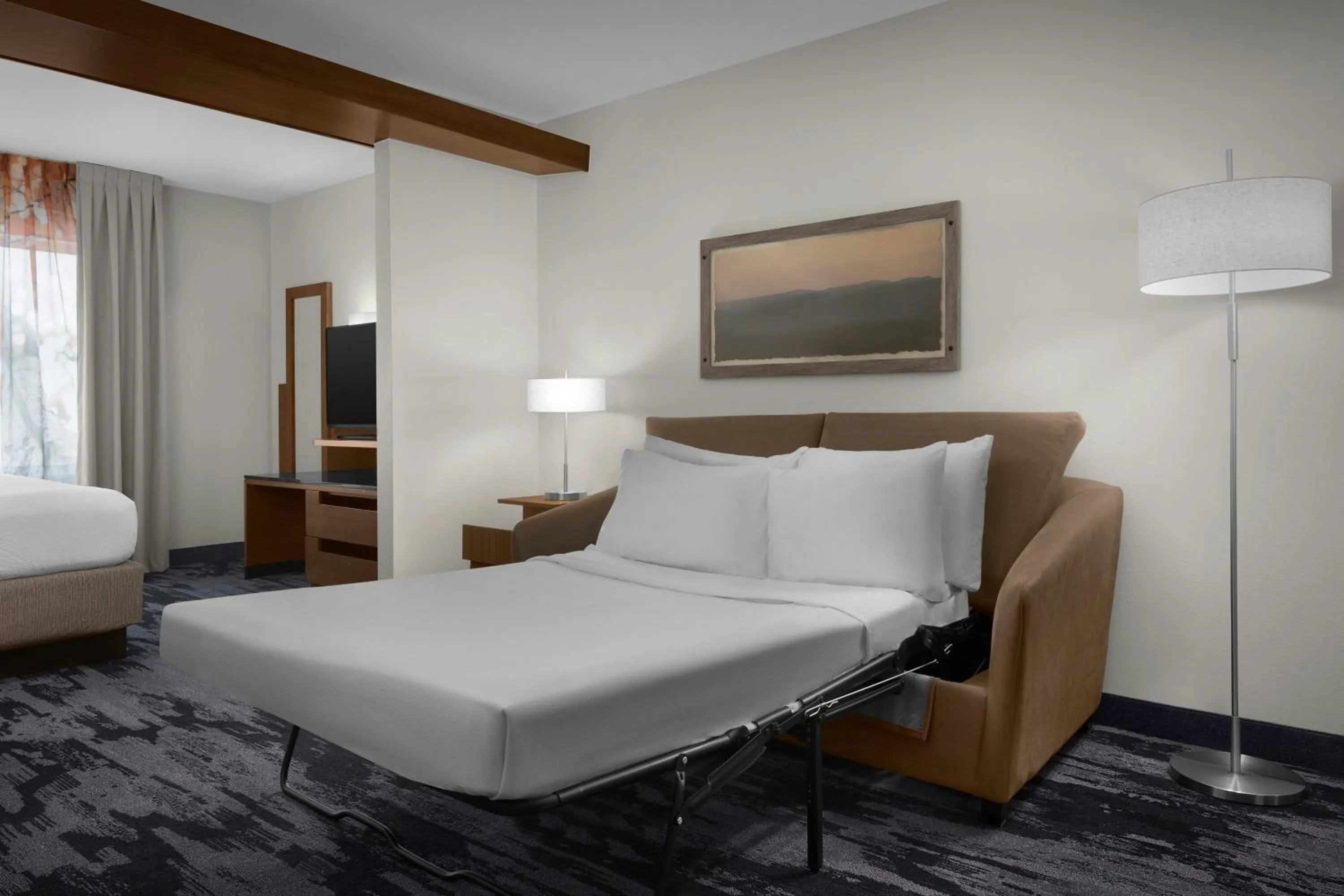Photo of the whole room, Bed in Fairfield Inn & Suites by Marriott Fayetteville North