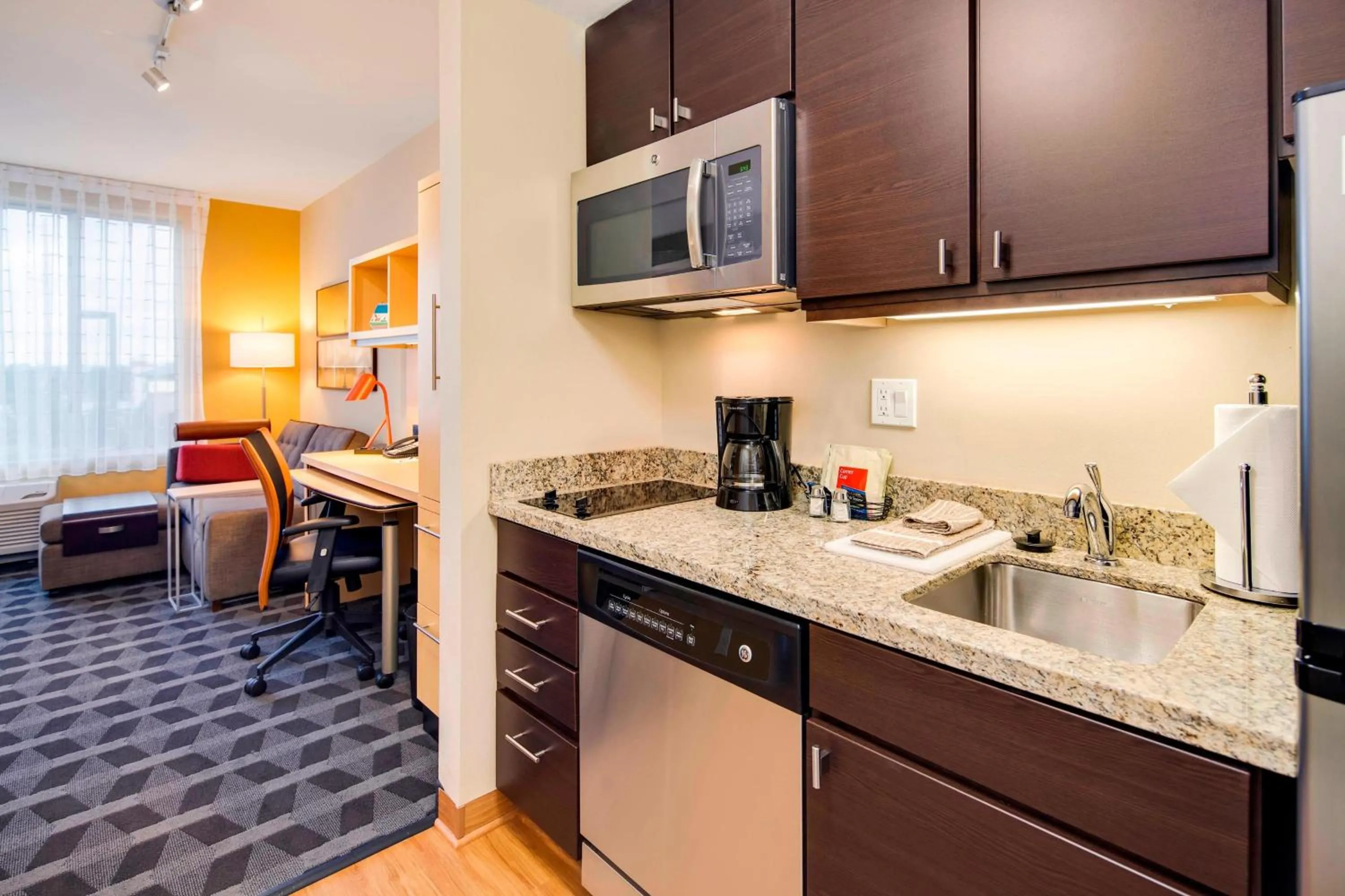 Kitchen or kitchenette in TownePlace Suites by Marriott Bellingham