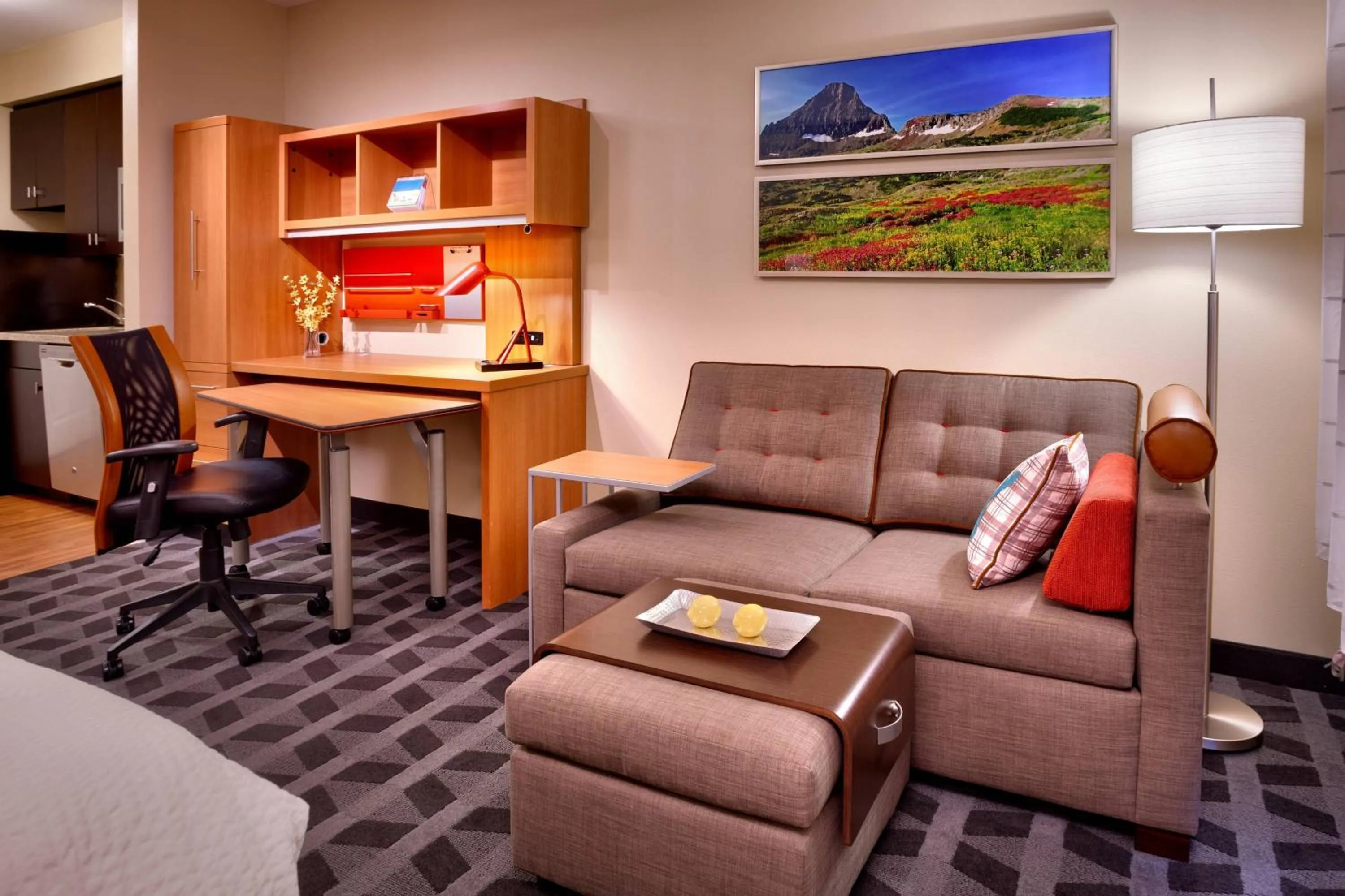 Living room in TownePlace Suites by Marriott Missoula