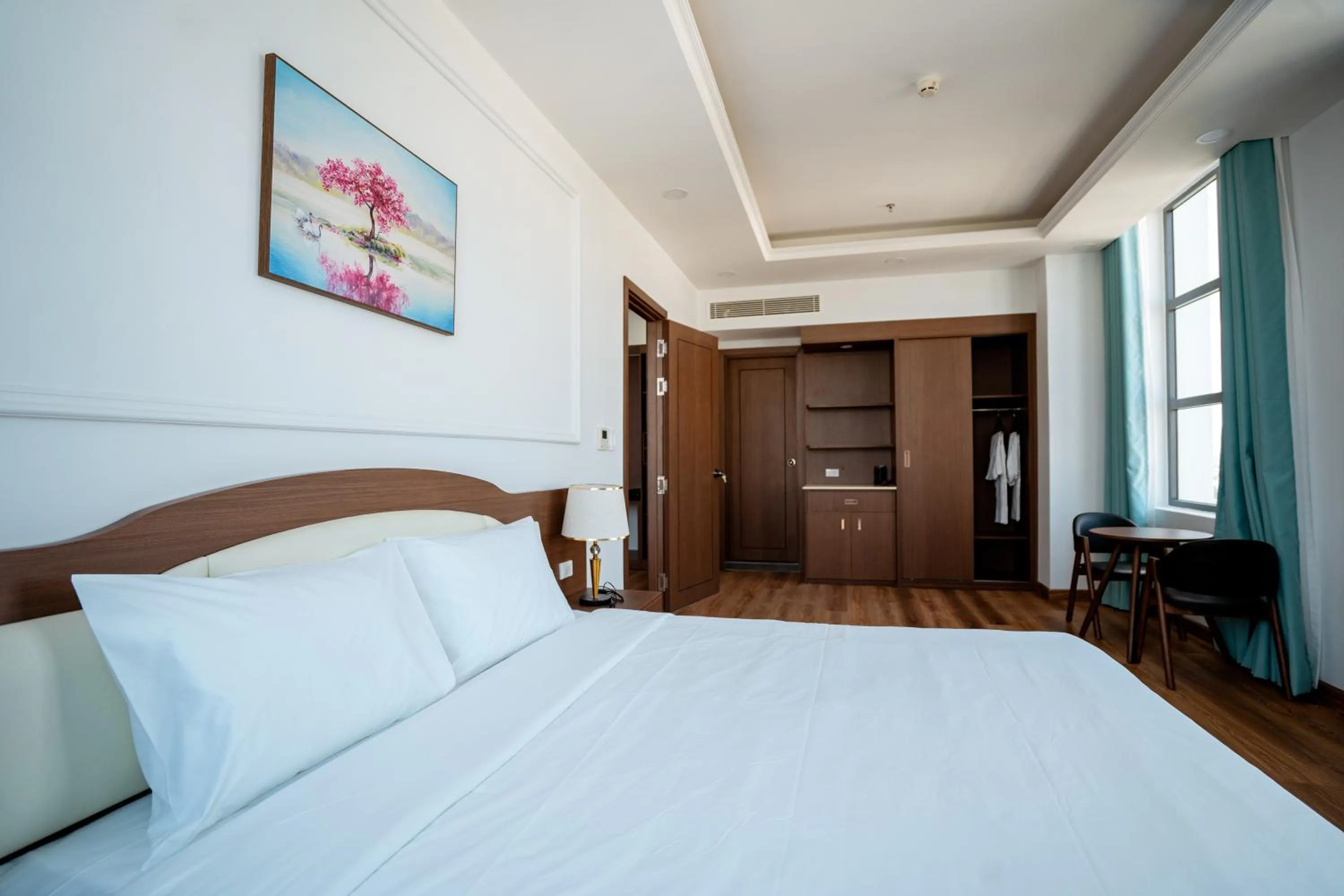 Bed in Ngoc Thu Palace