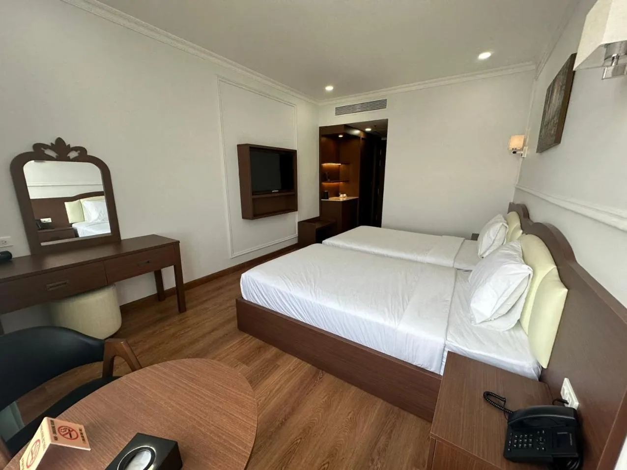 Bed in Ngoc Thu Palace