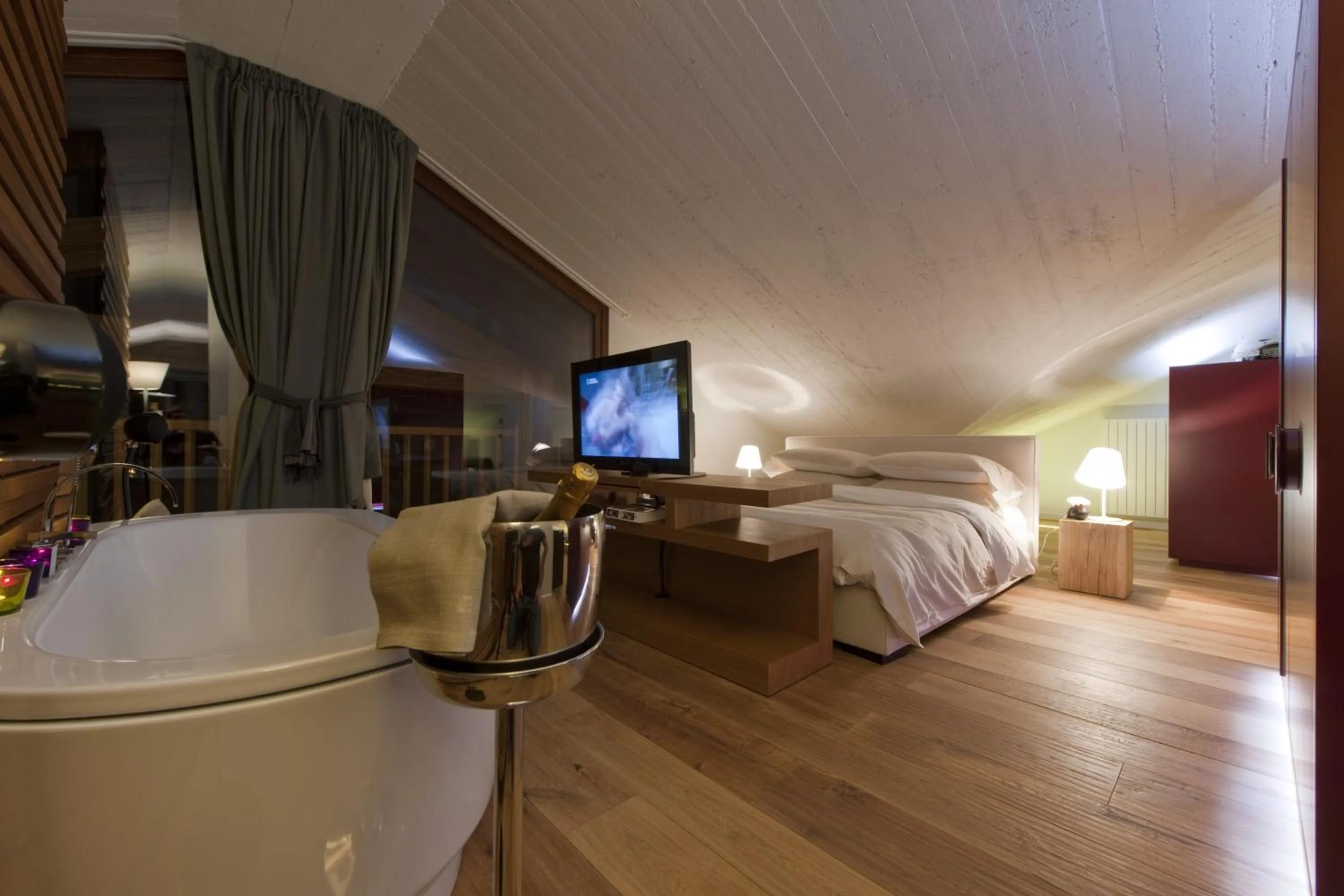 Bed in Hotel Principe delle Nevi