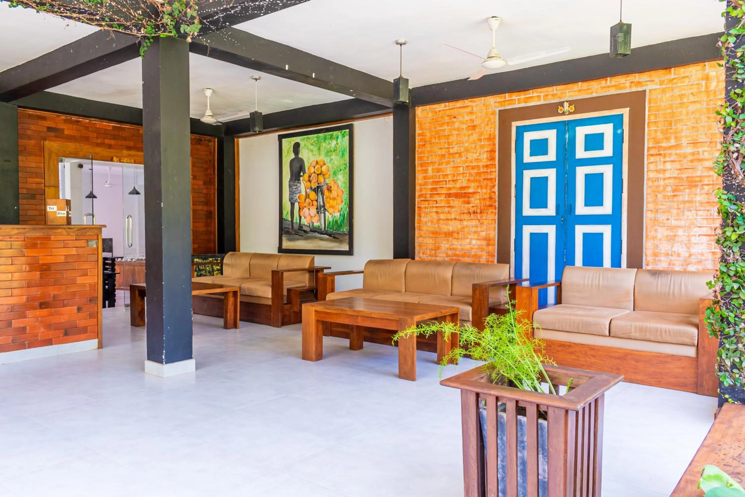 Eco Hotel Black & White - Anuradhapura