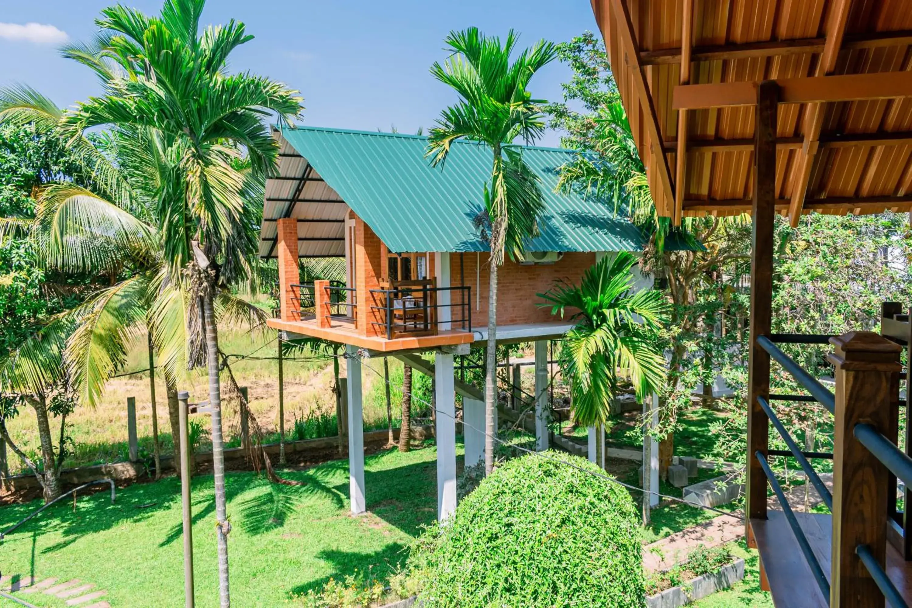 One-Bedroom Chalet in Eco Hotel Black & White - Anuradhapura One-Bedroom Chalet in Eco Hotel Black & White - Anuradhapura