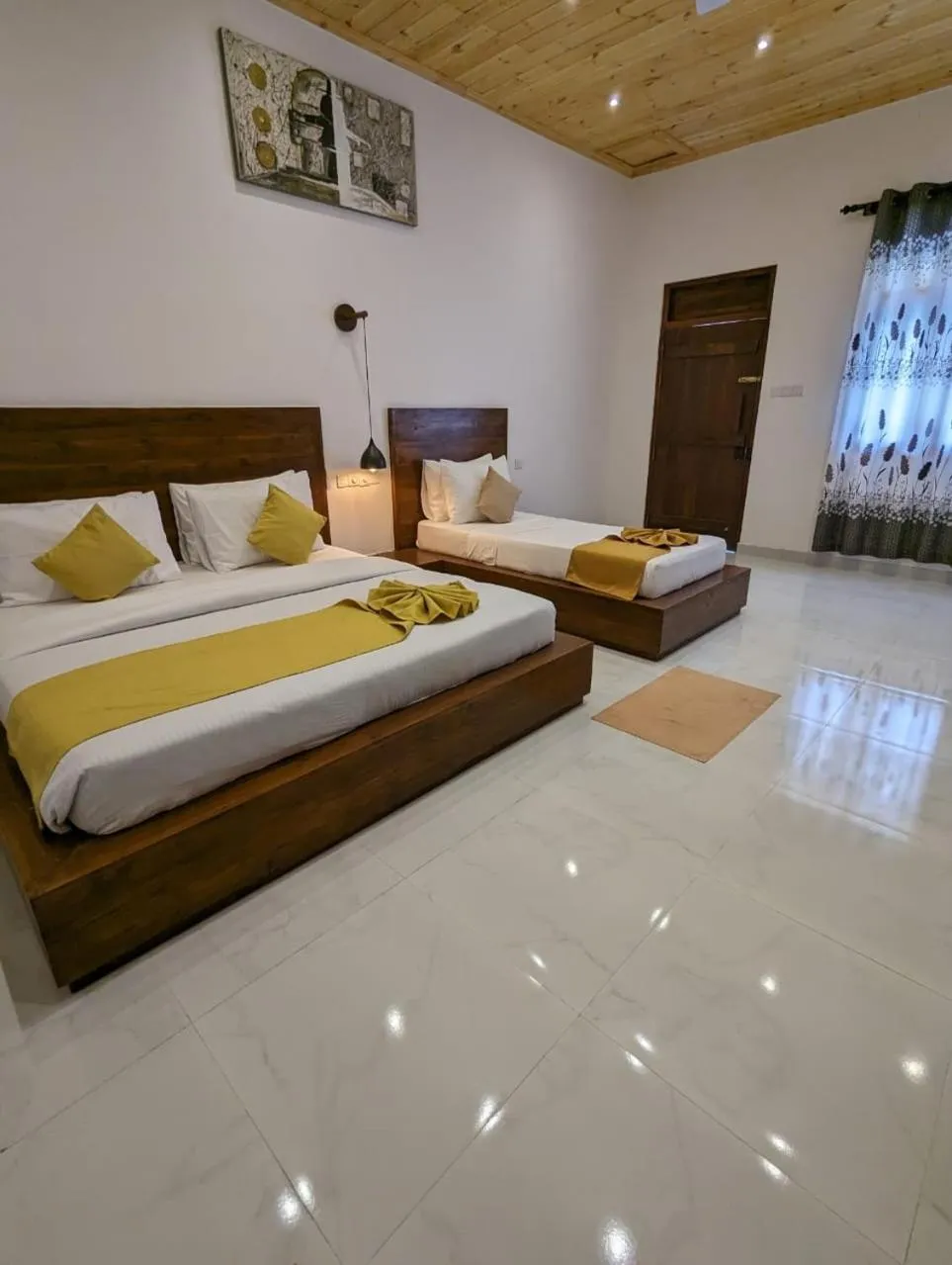 Bed in Eco Hotel Black & White - Anuradhapura