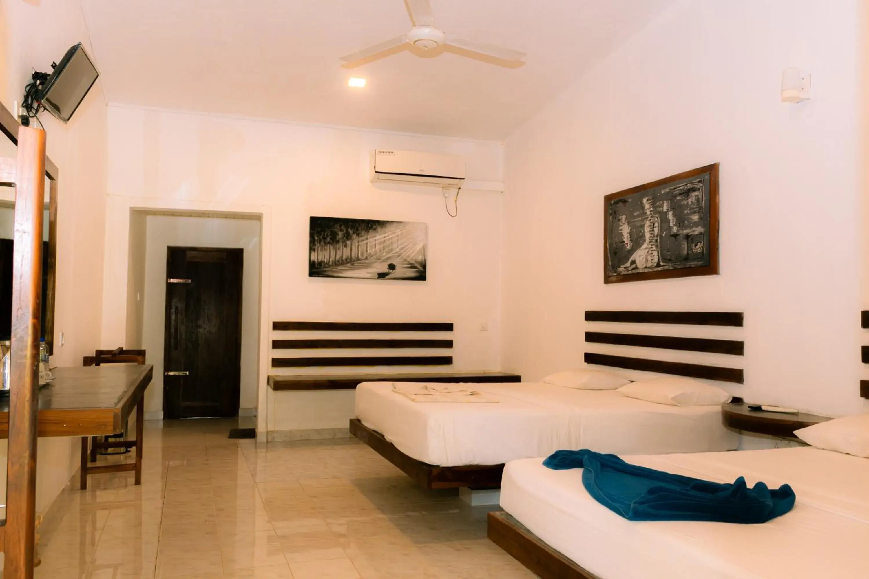 Standard Family Room in Eco Hotel Black & White - Anuradhapura Standard Family Room in Eco Hotel Black & White - Anuradhapura