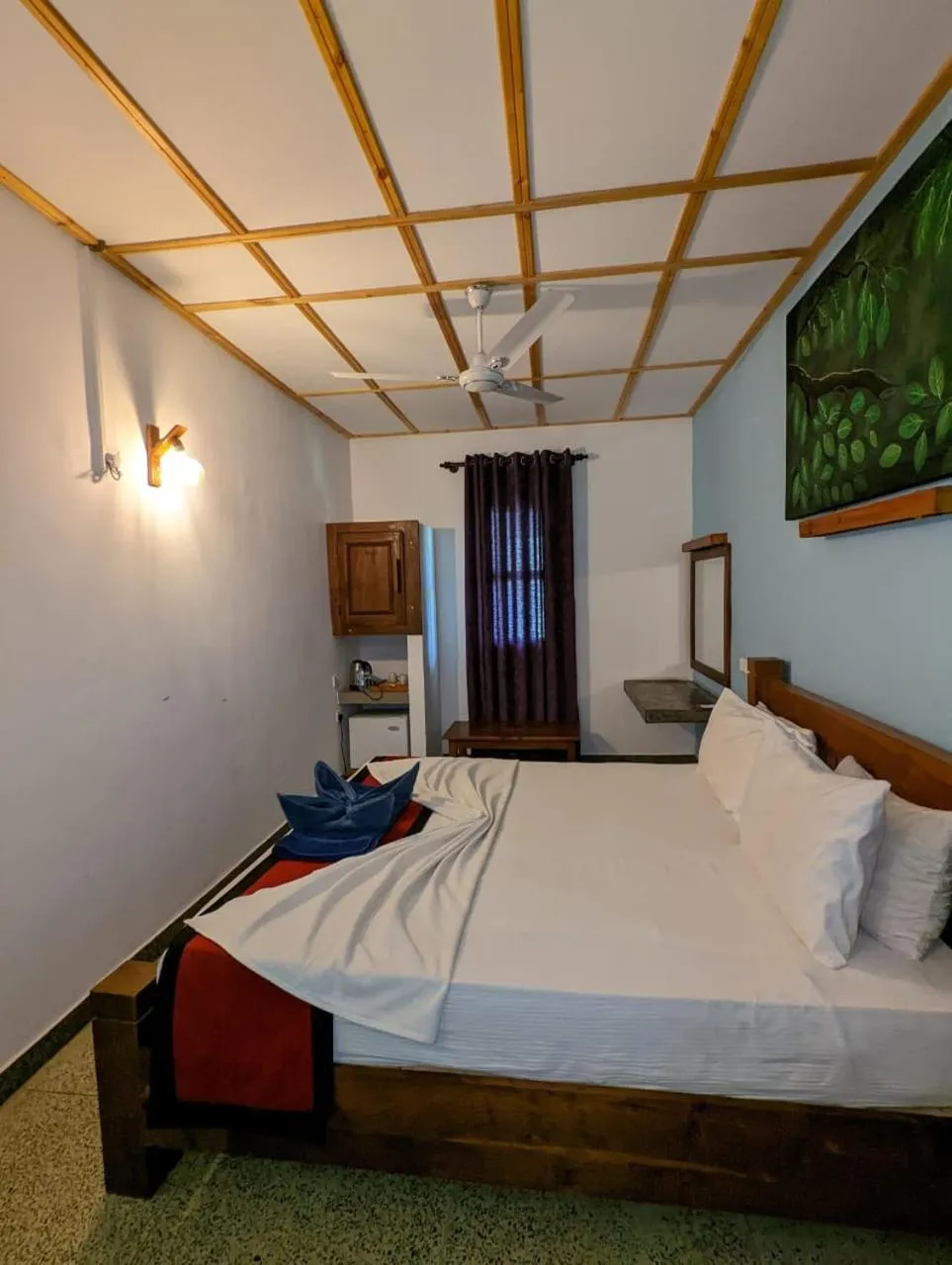 Bed in Eco Hotel Black & White - Anuradhapura