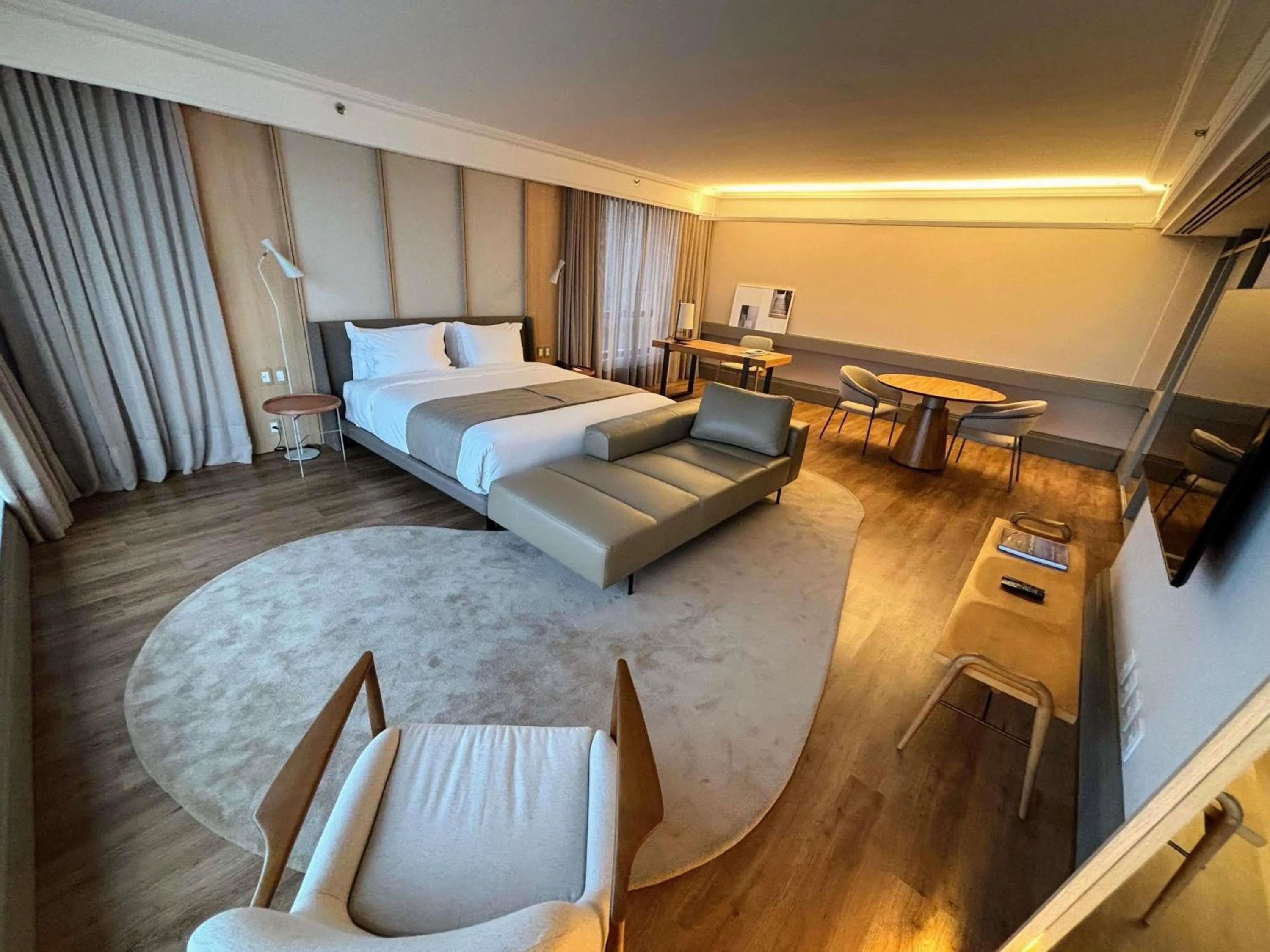 Bedroom, Bed in Novotel Florianopolis