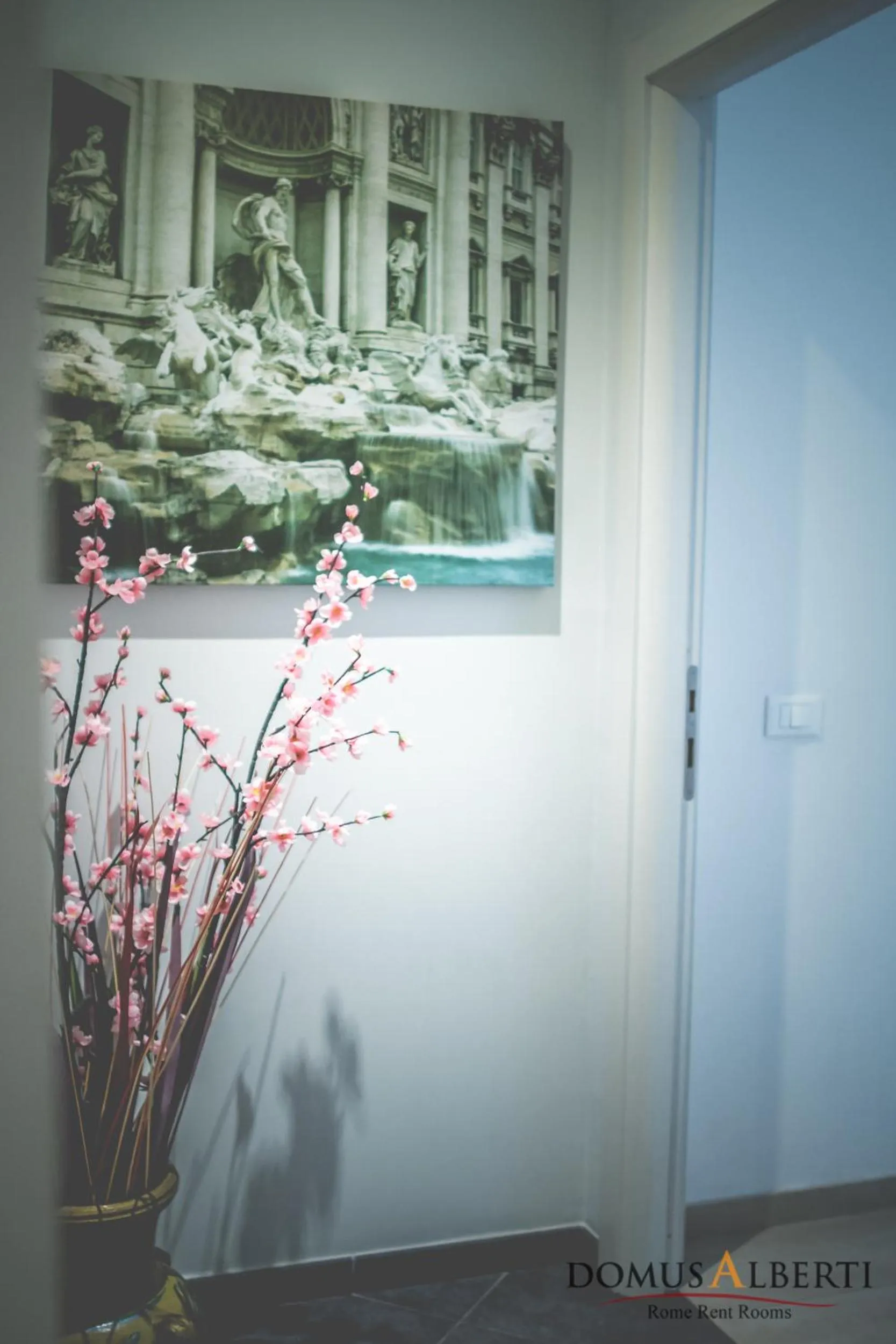 Decorative detail in Domus Alberti Bed & Breakfast