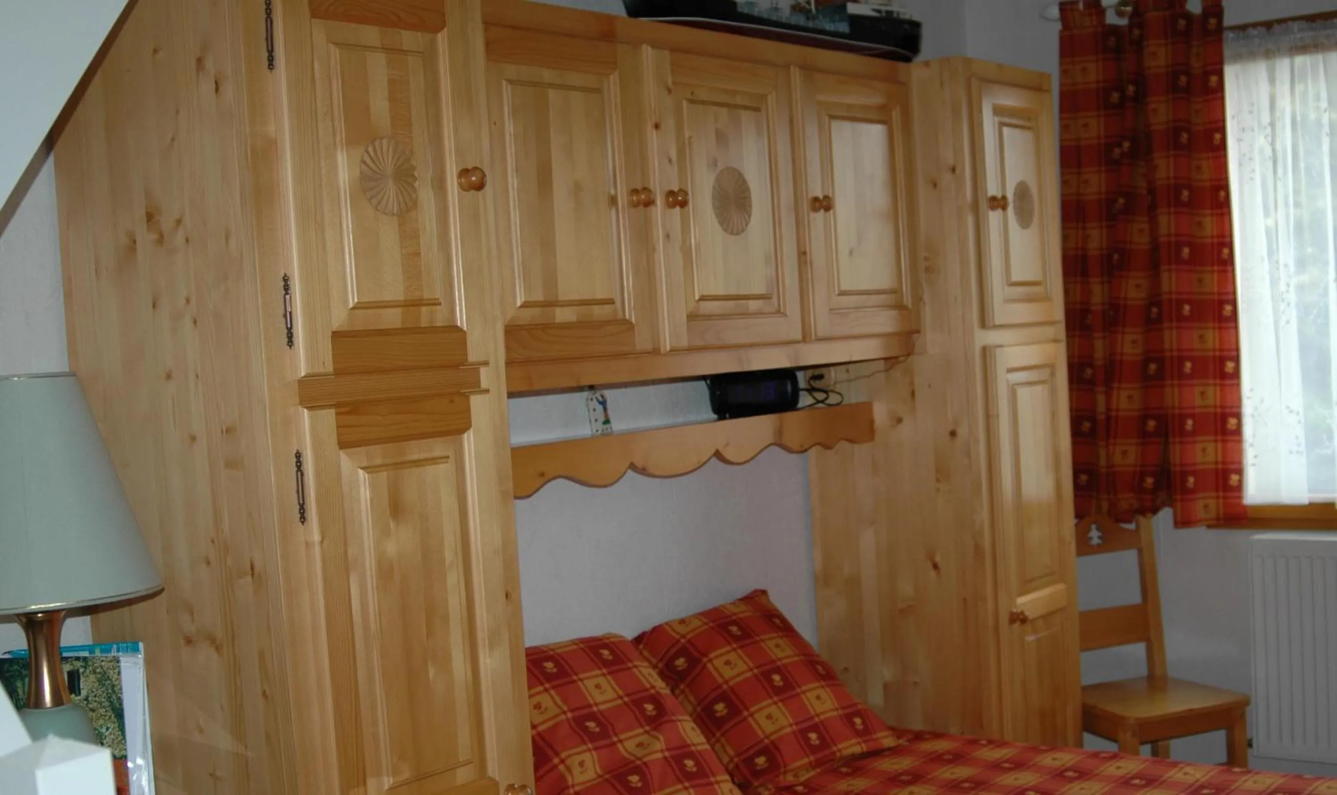 Le Jardin de Roses DOMINIQUE LOREAU