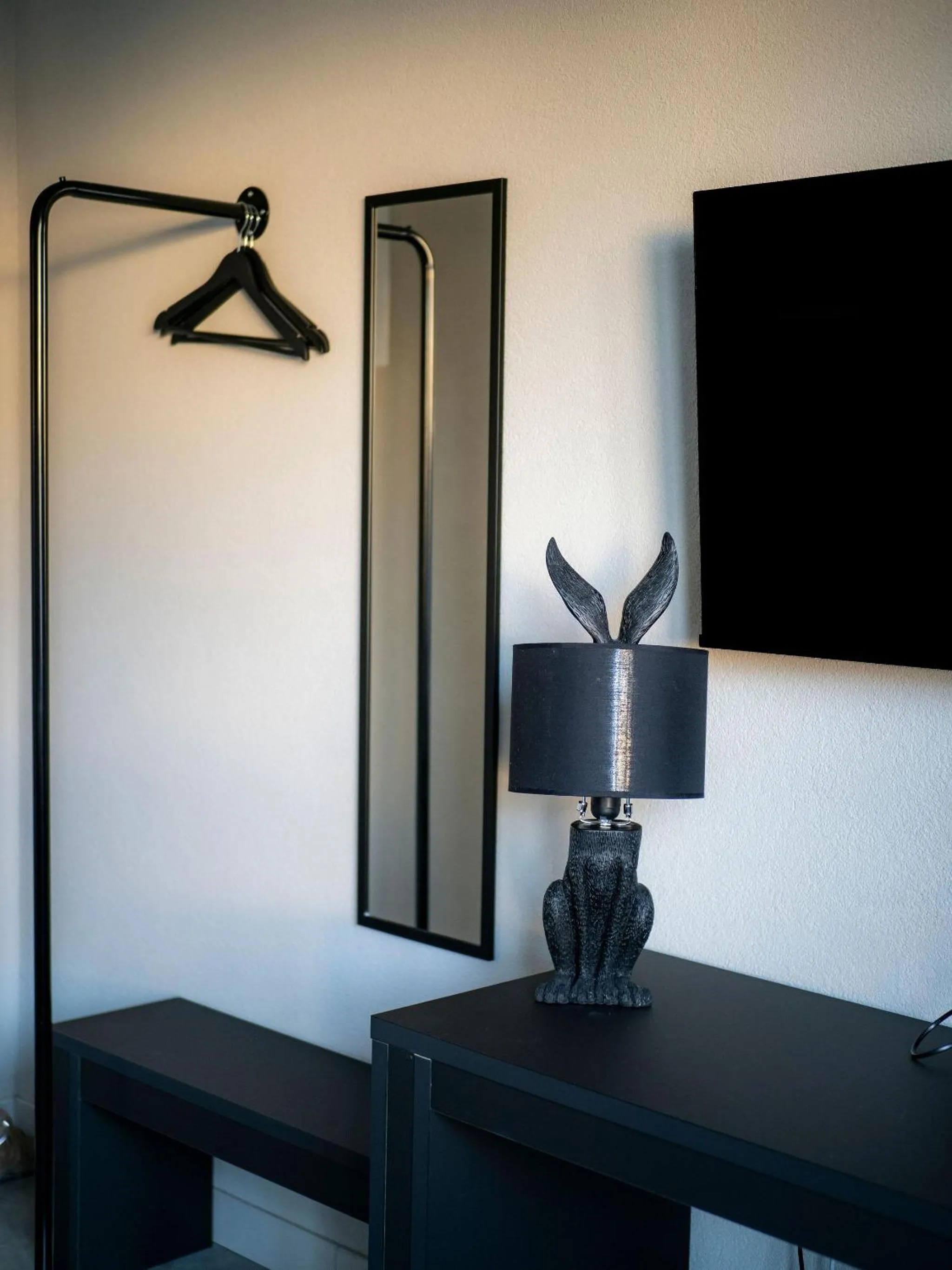 TV and multimedia in Loft Hotel Rauma