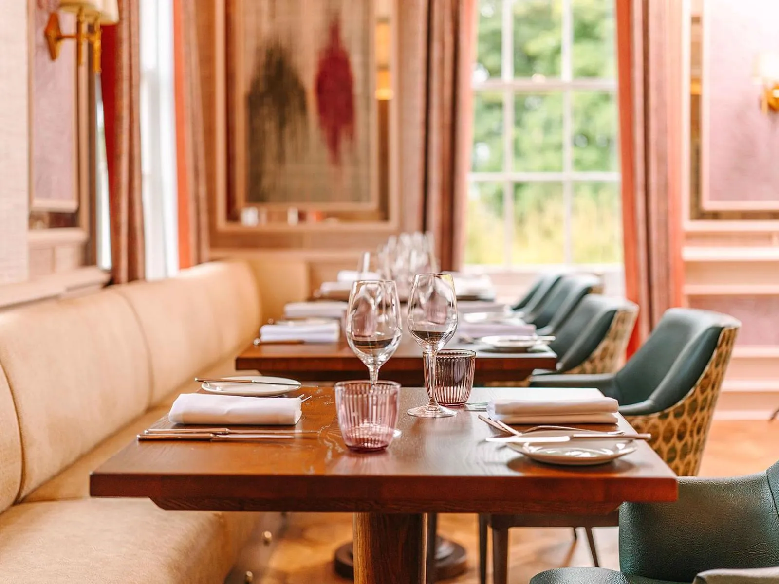 Restaurant/places to eat in Ansty Hall