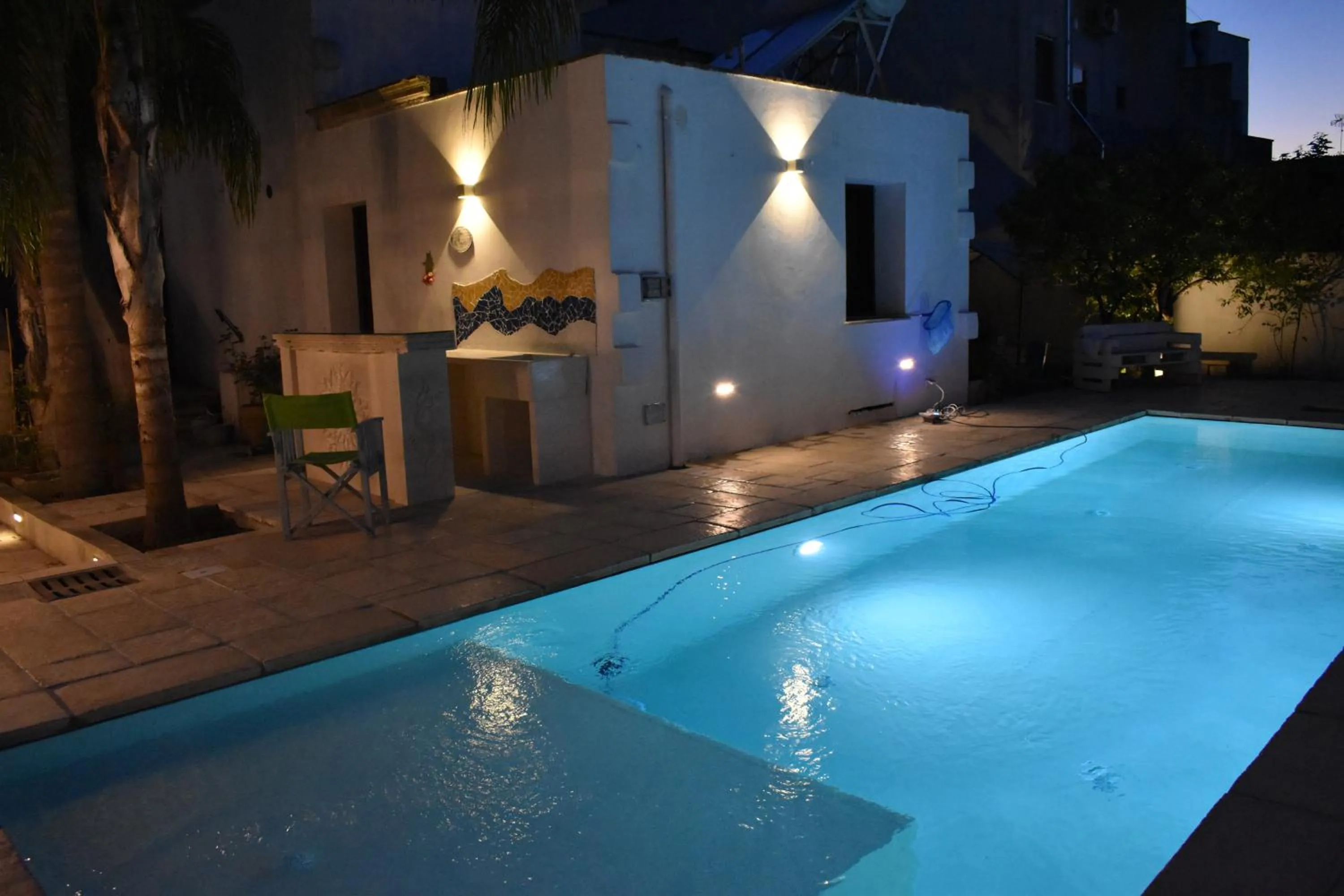 Night in Borgo dei Filitti - B&B artistico - Piscina Solarium & Enoteca