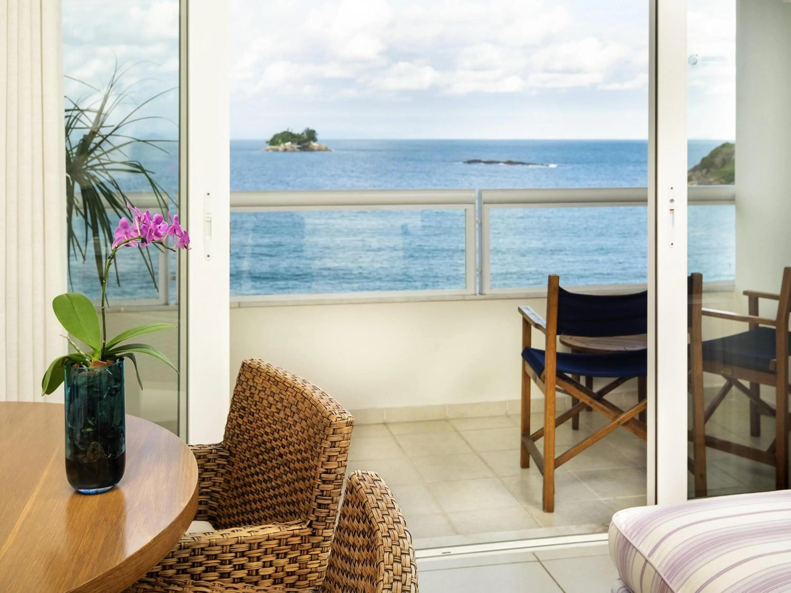 Bedroom in Hotel Jequitimar Guaruja Resort & Spa by Accor - Ex Sofitel