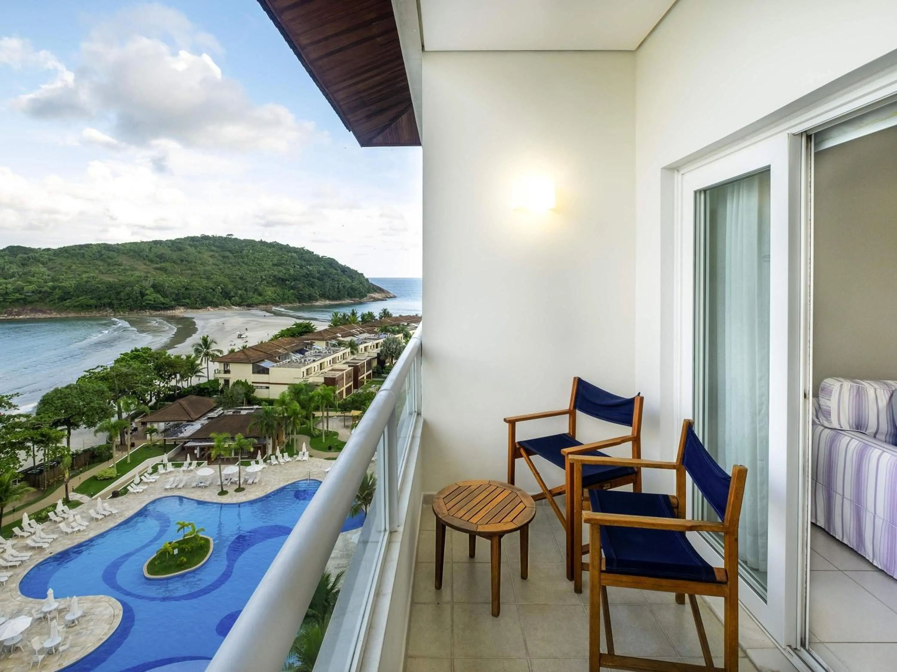 Bedroom in Hotel Jequitimar Guaruja Resort & Spa by Accor - Ex Sofitel