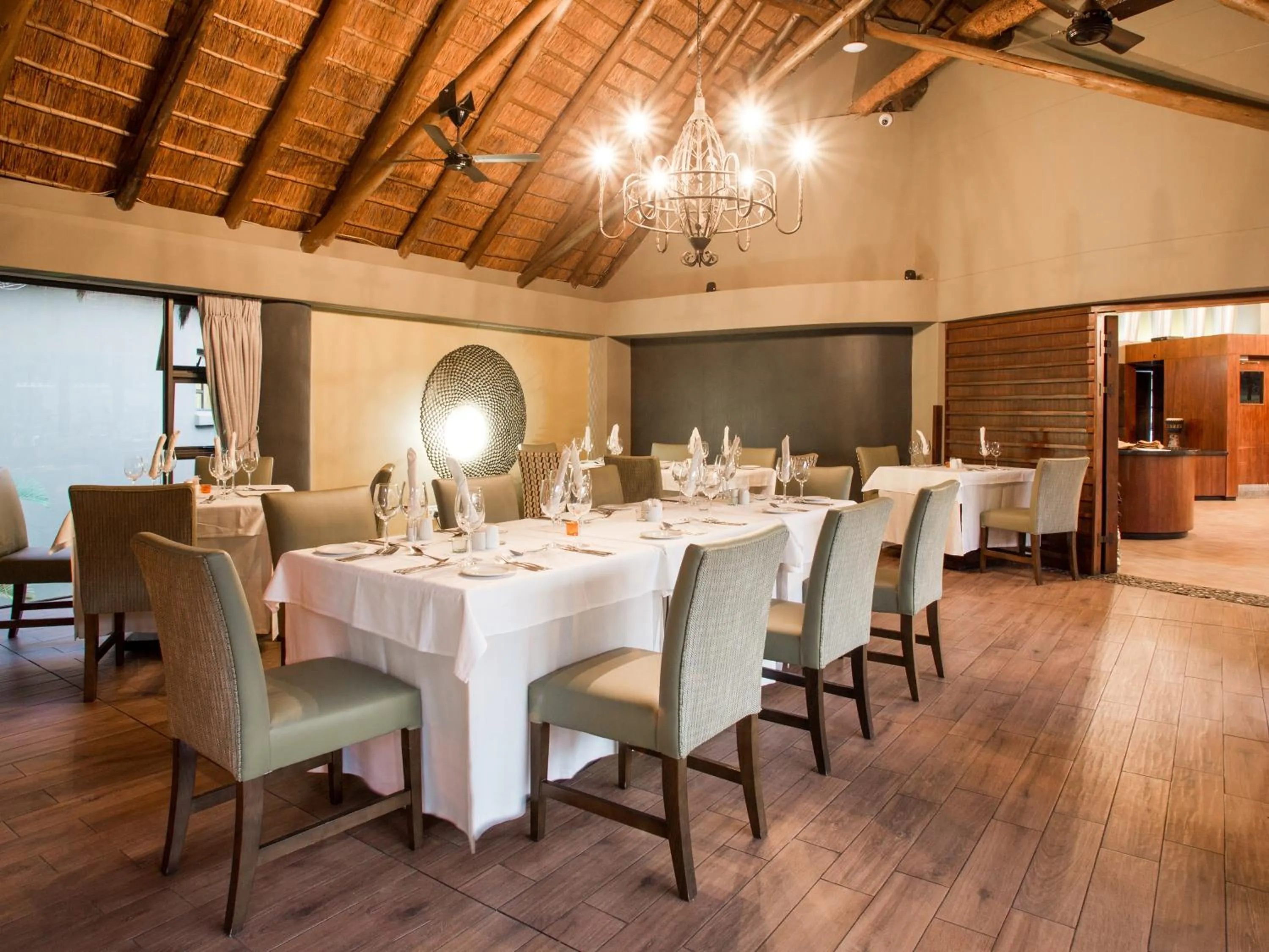 Restaurant/places to eat in Ivory Tree Game Lodge