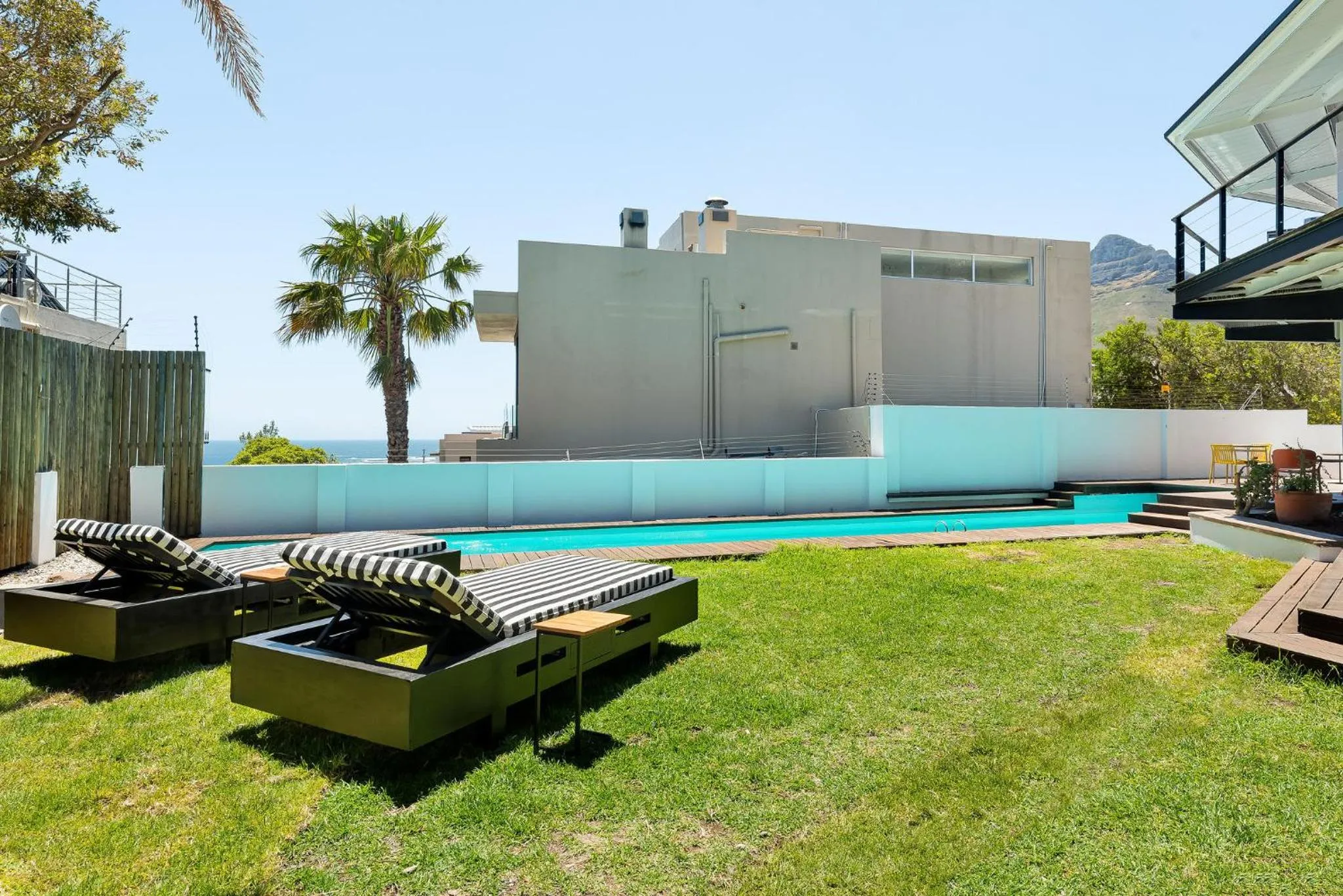 Patio in Neighbourgood 1st Crescent