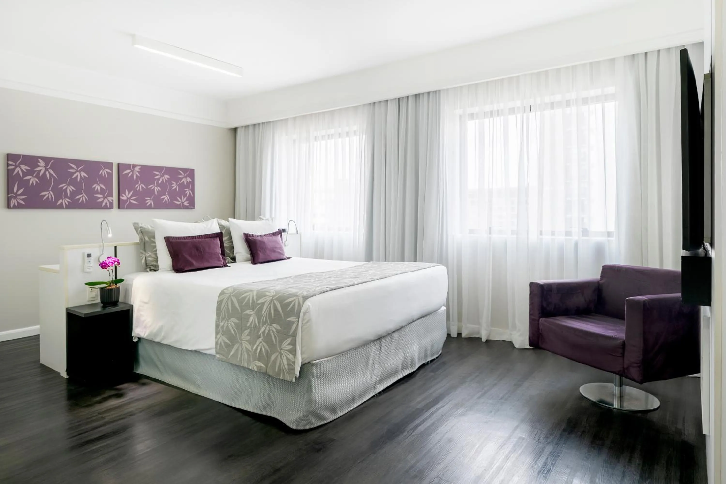 Photo of the whole room, Bed in Mercure São Paulo Ibirapuera Privilege