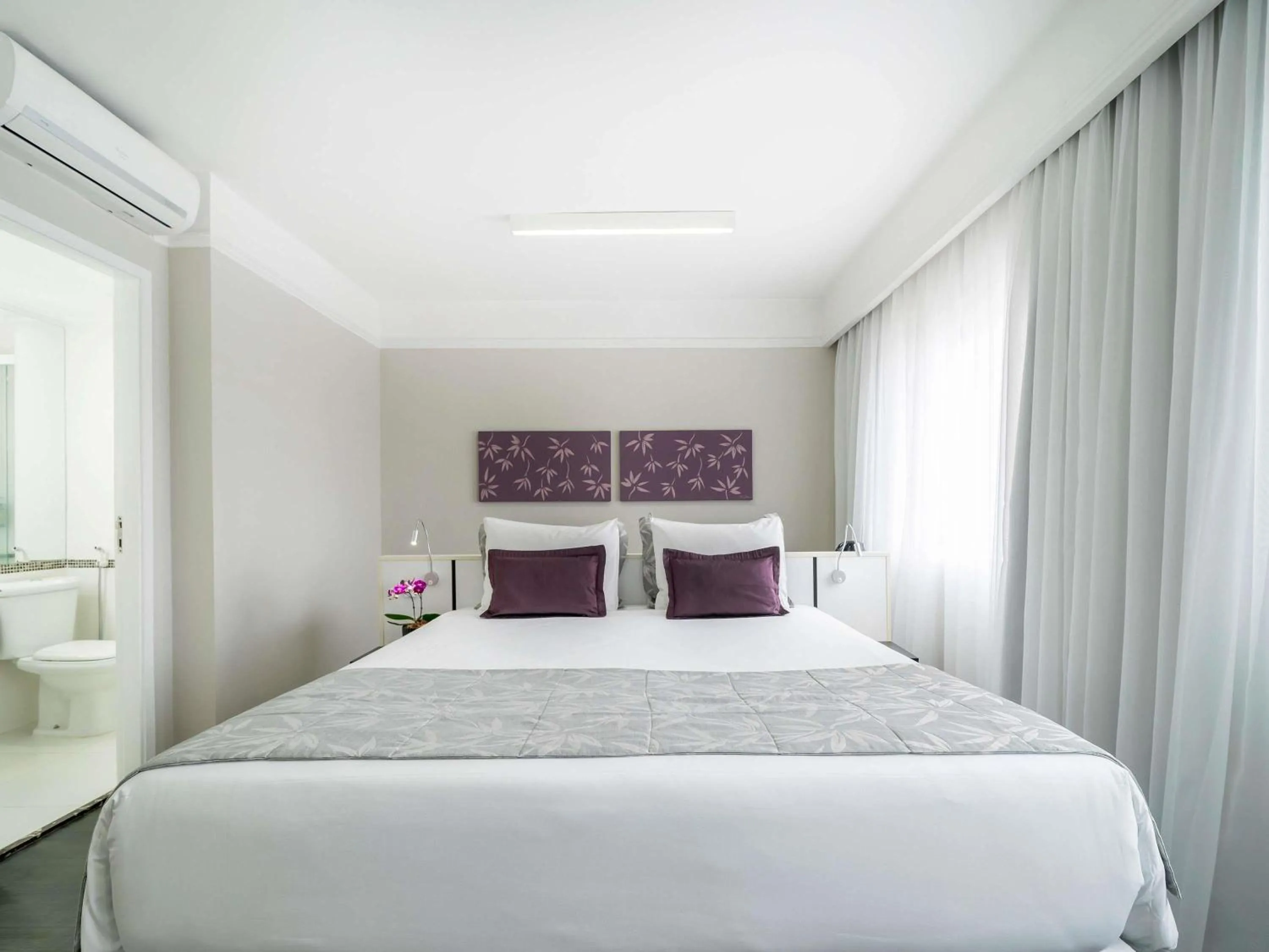 Bedroom, Bed in Mercure São Paulo Ibirapuera Privilege