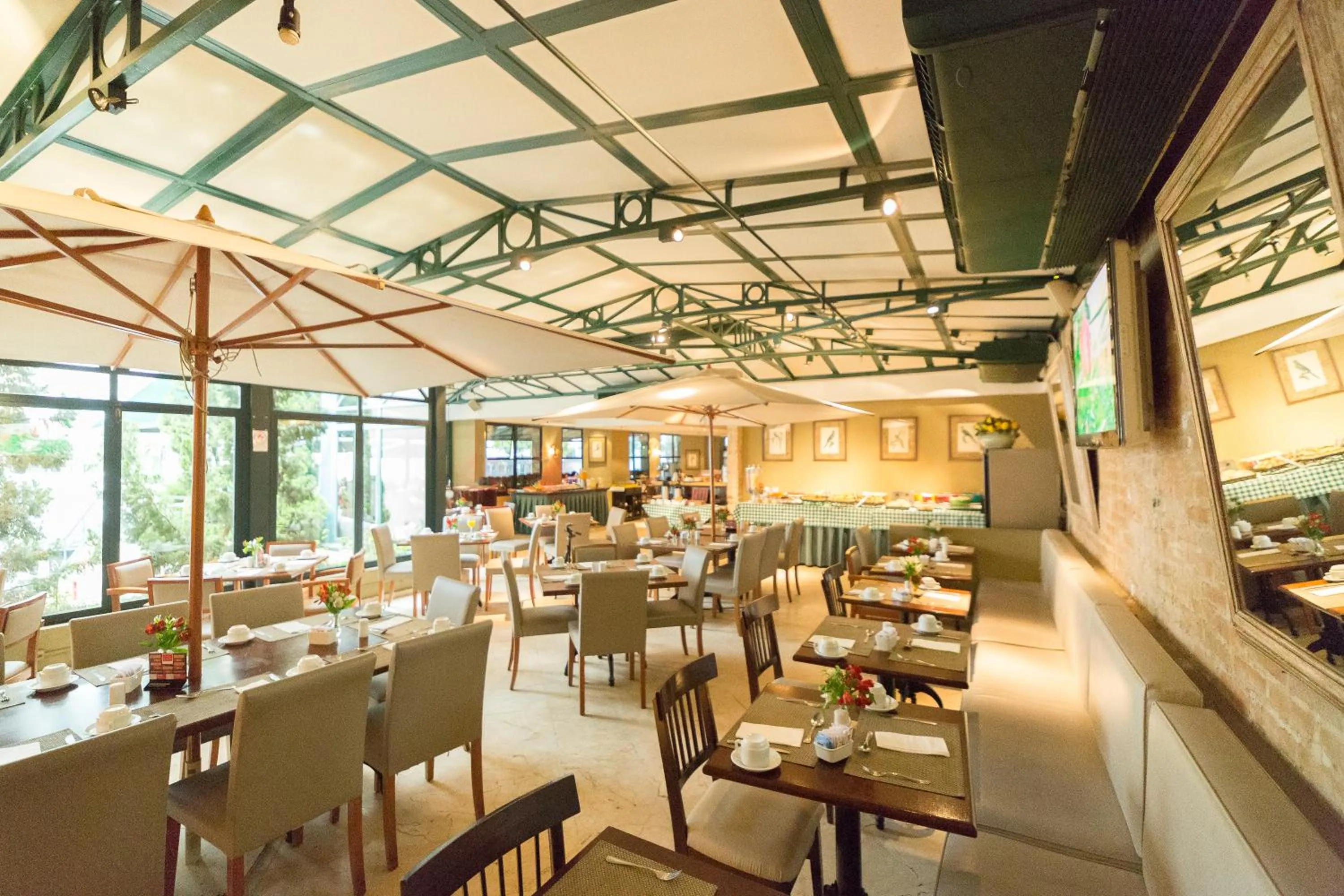 Restaurant/places to eat in Mercure São Paulo Ibirapuera Privilege