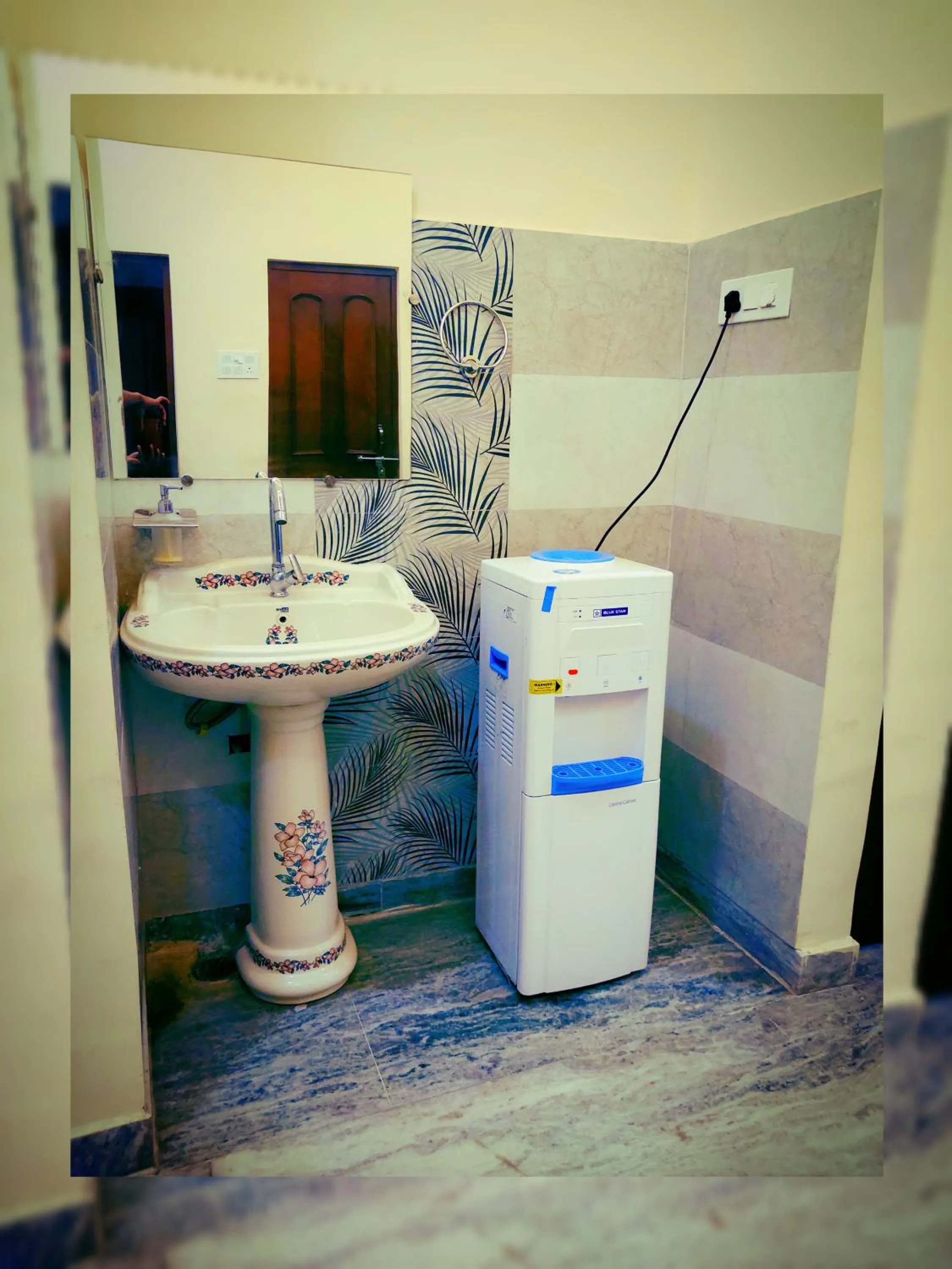 Property building in Kashyaam Inn