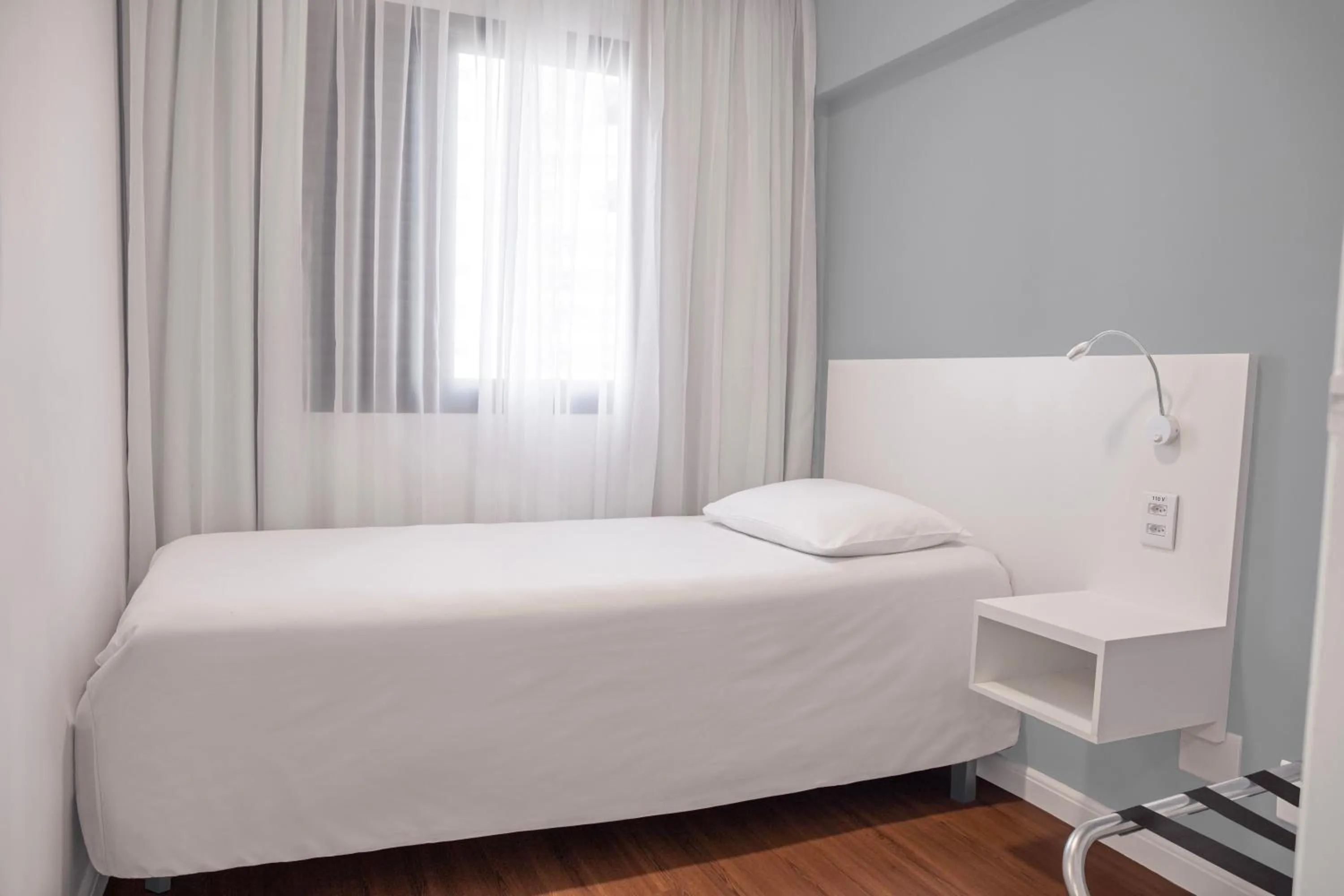 Bed in Mercure Sao Paulo Berrini