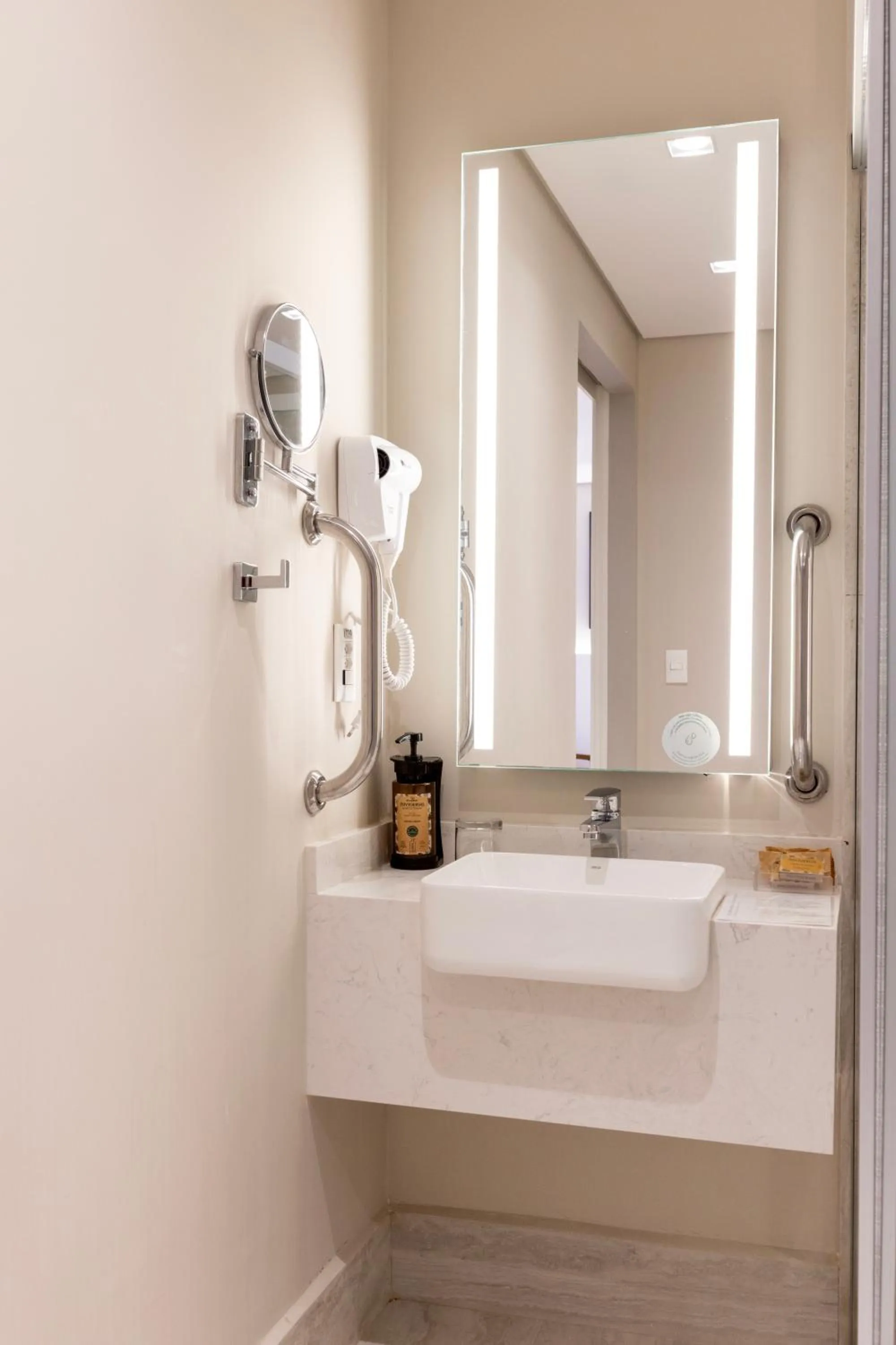 Bathroom in Mercure Sao Paulo Berrini