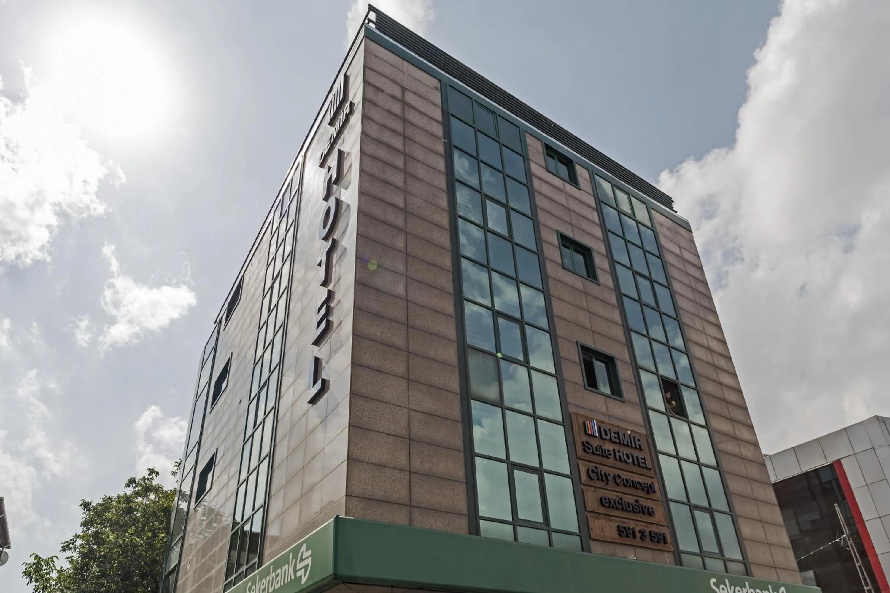 Facade/entrance in Demir Suite Hotel