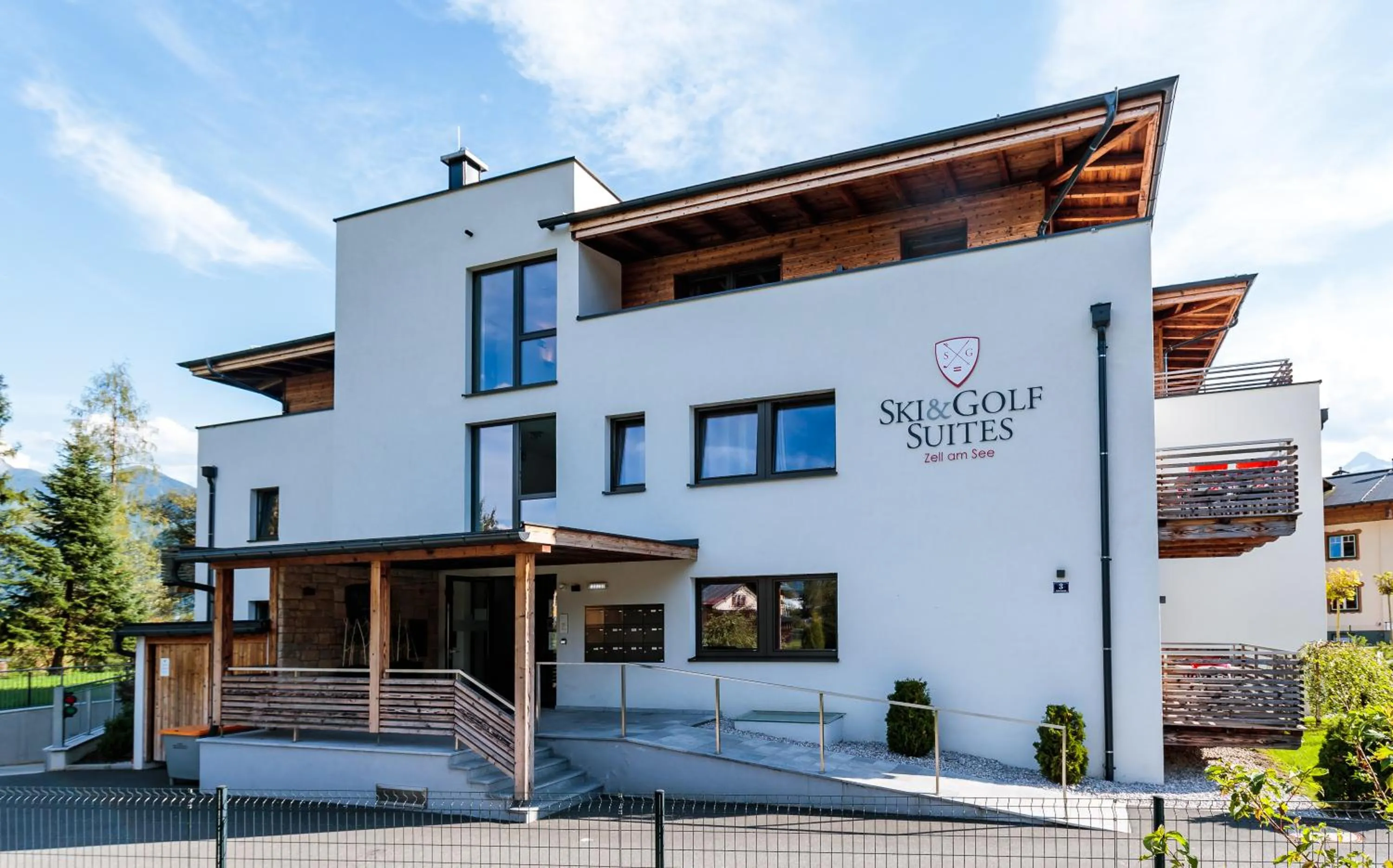 Facade/entrance in Ski & Golf Suites Zell am See by Alpin Rentals