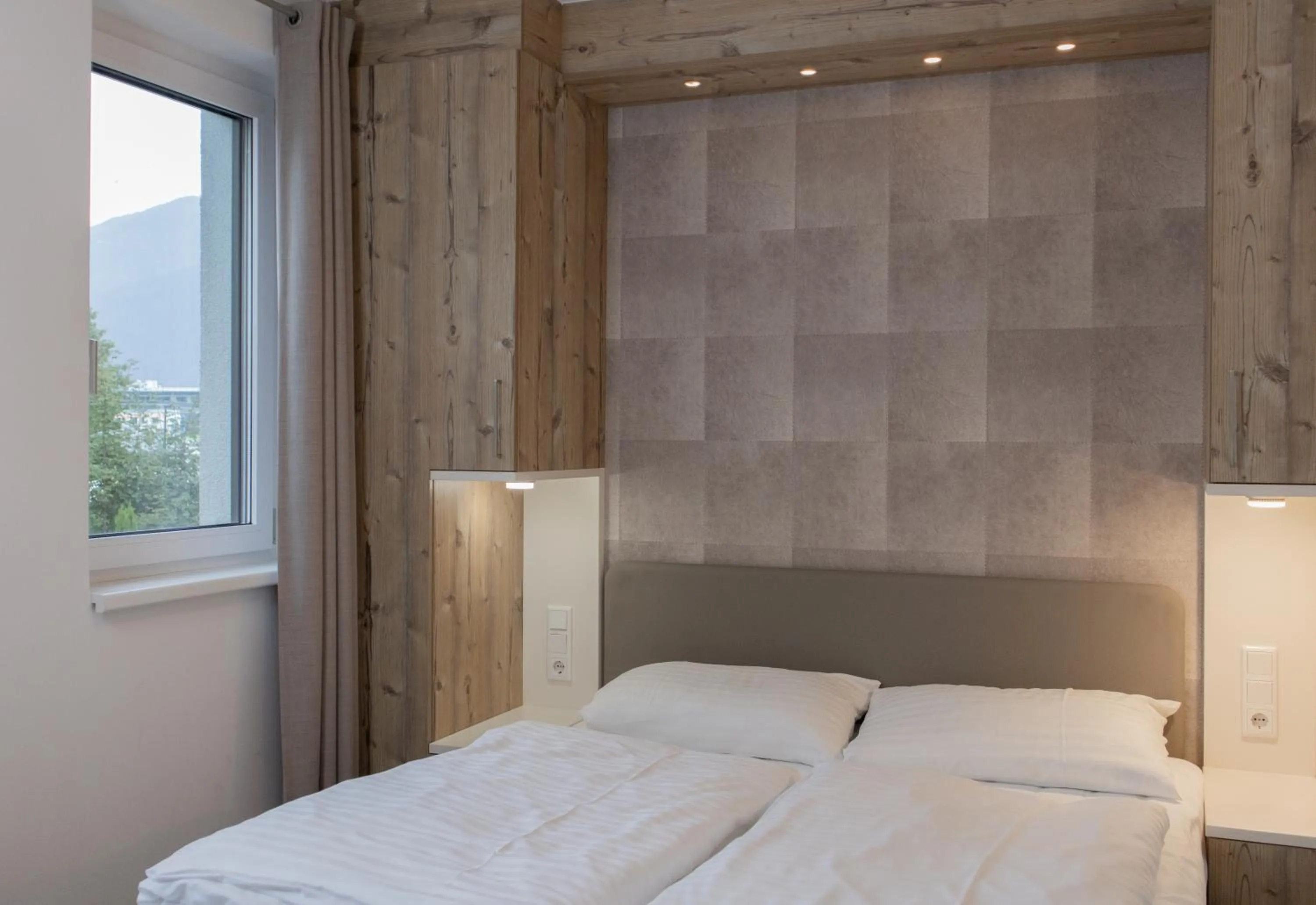Bedroom, Bed in Ski & Golf Suites Zell am See by Alpin Rentals