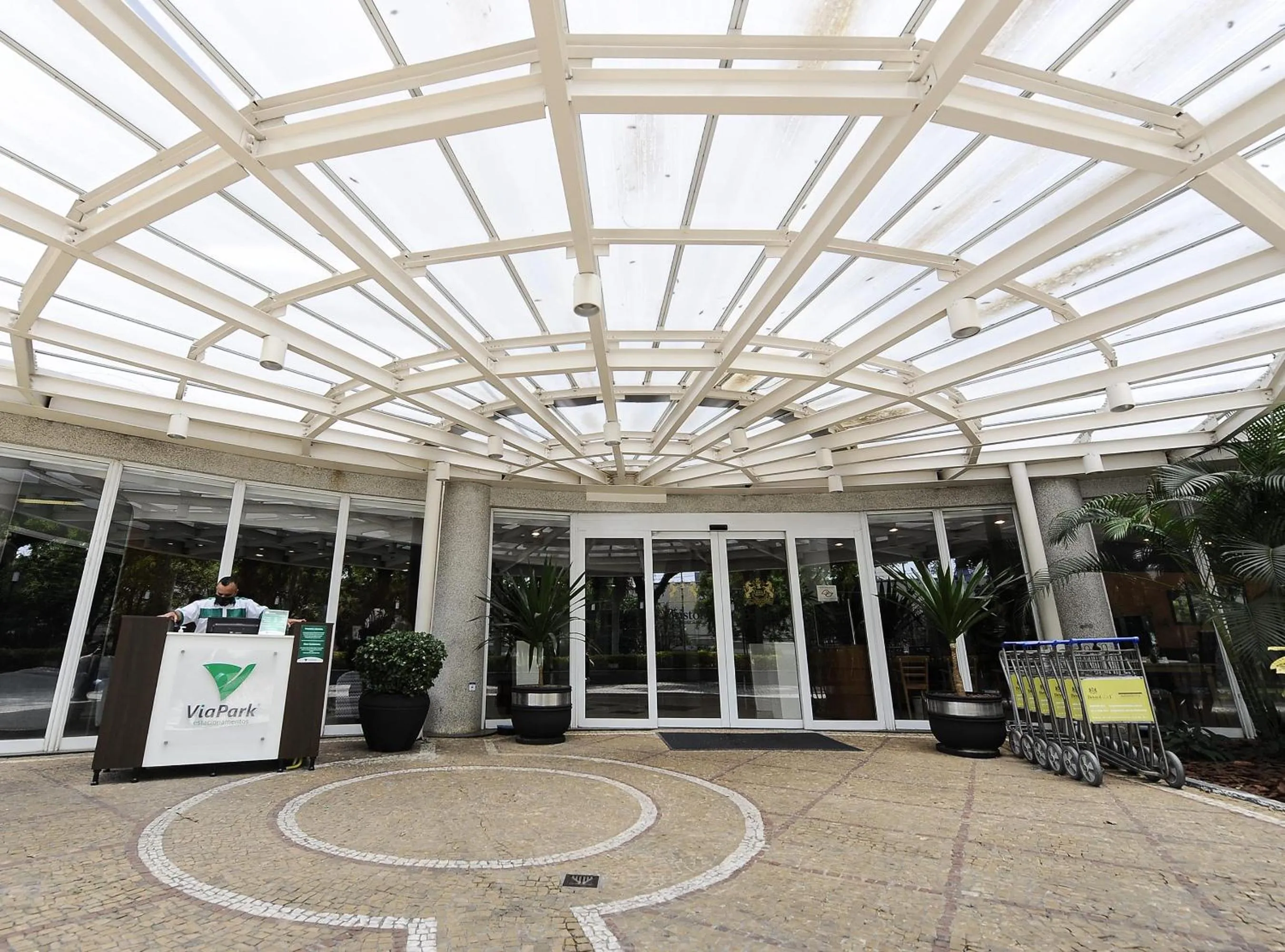 Facade/entrance in Bristol Santo André ABC São Paulo