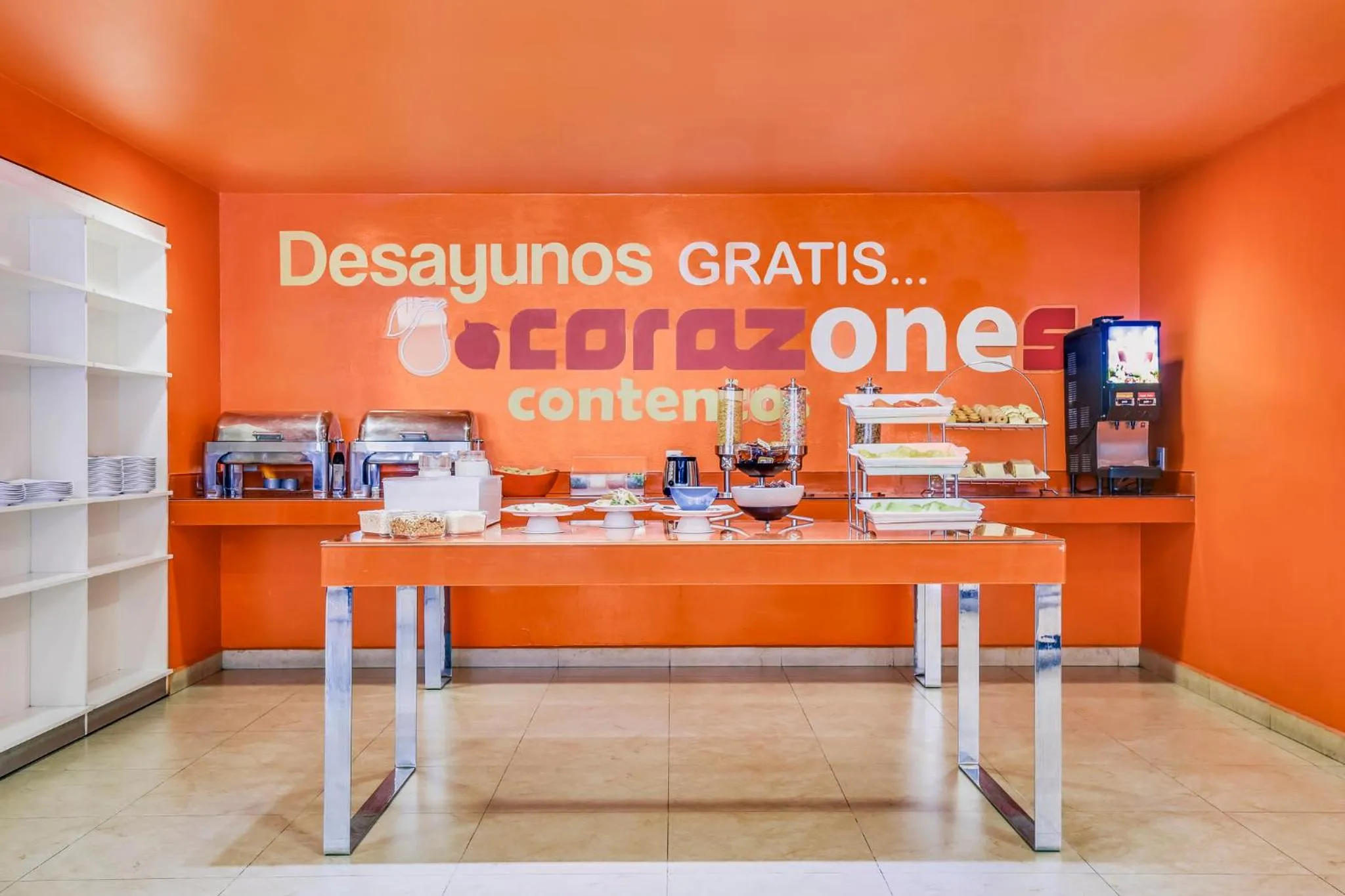 Breakfast in One Leon Poliforum