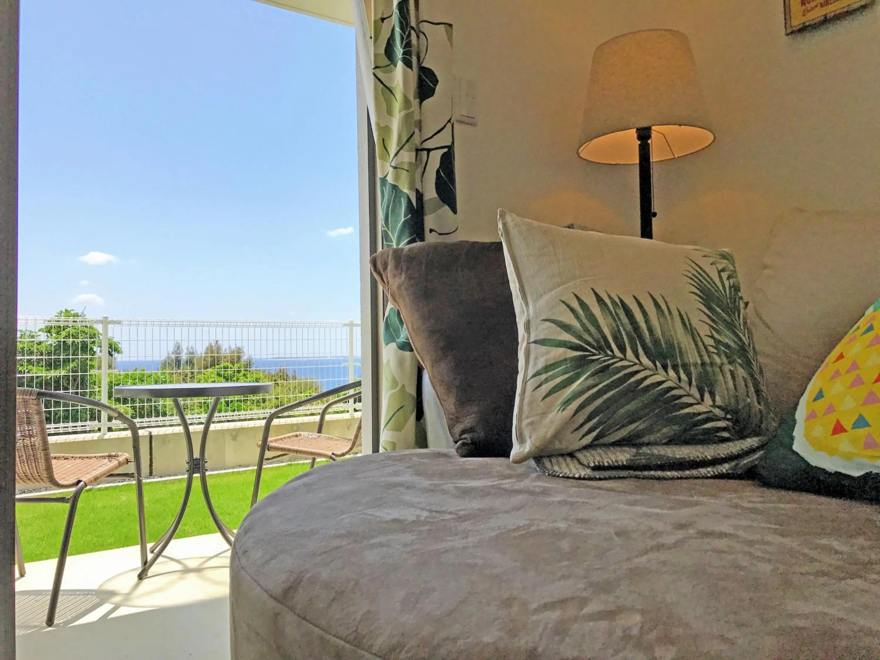 Natural landscape, Bed in Churaumi Terrace