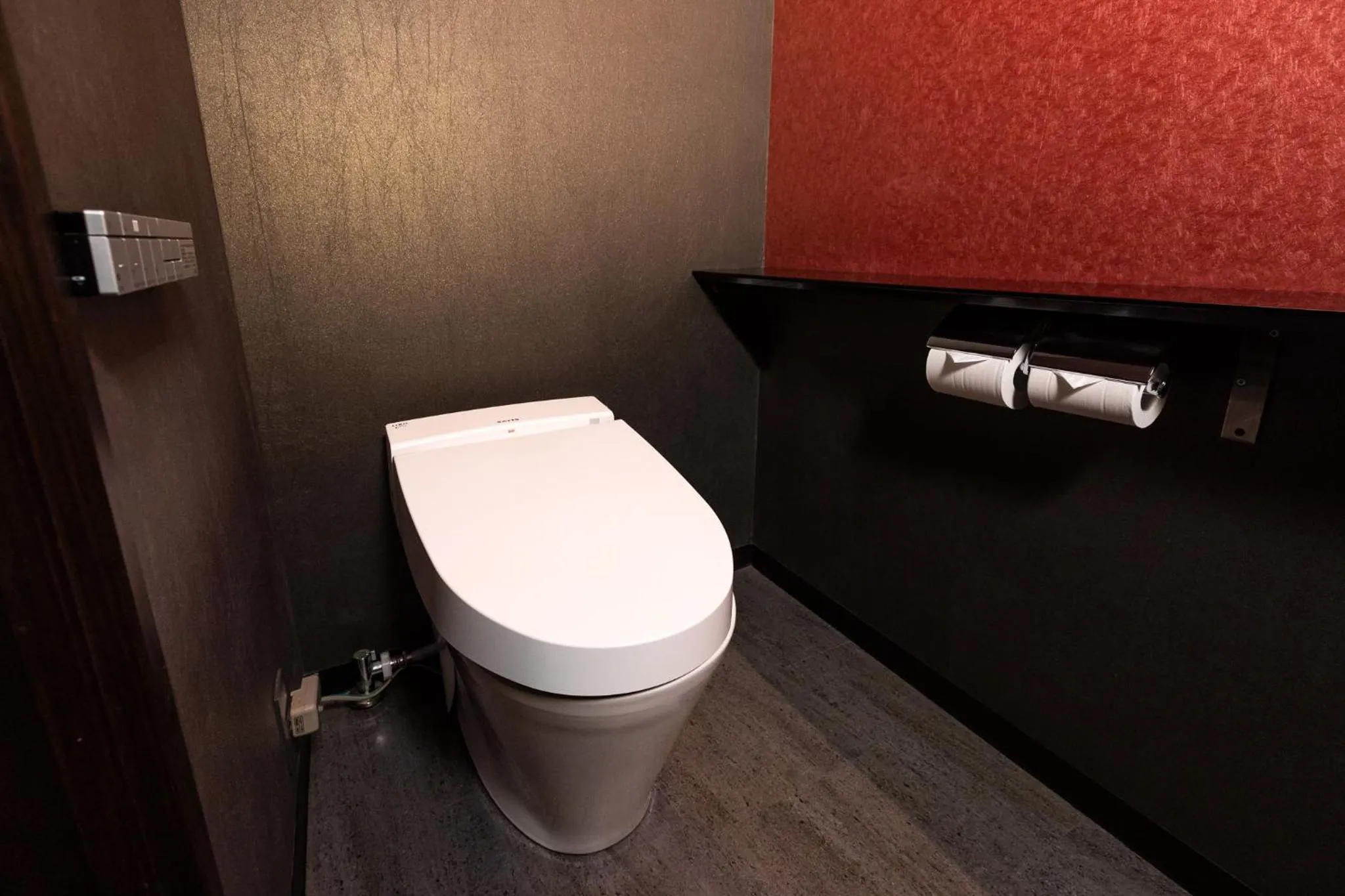 Toilet in Rinn Kiyomizu Gion