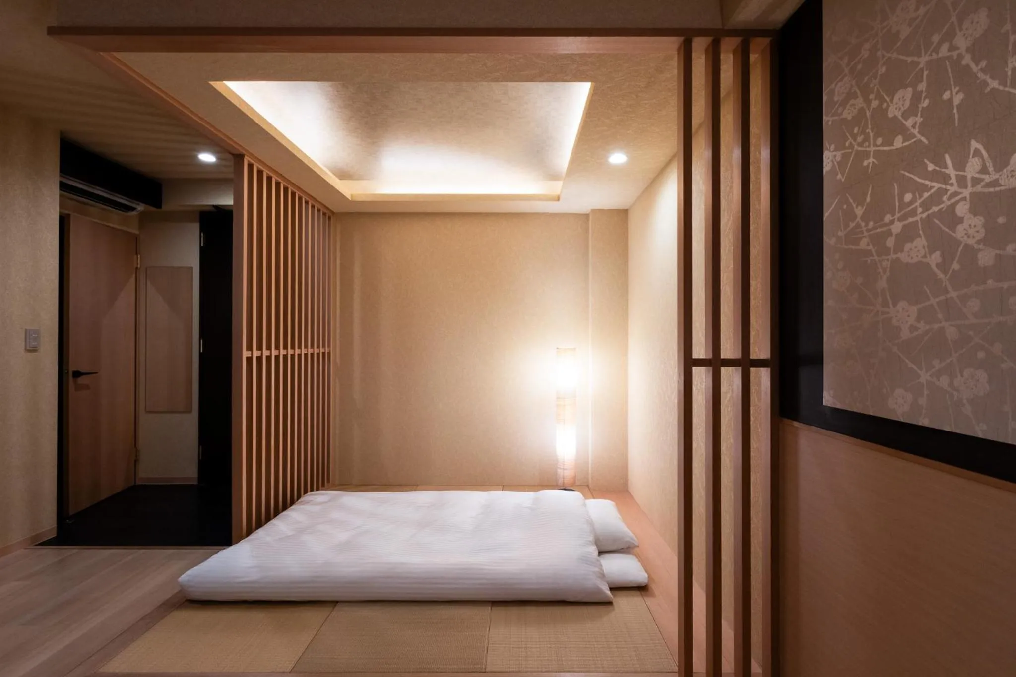 Photo of the whole room, Bed in Rinn Kiyomizu Gion