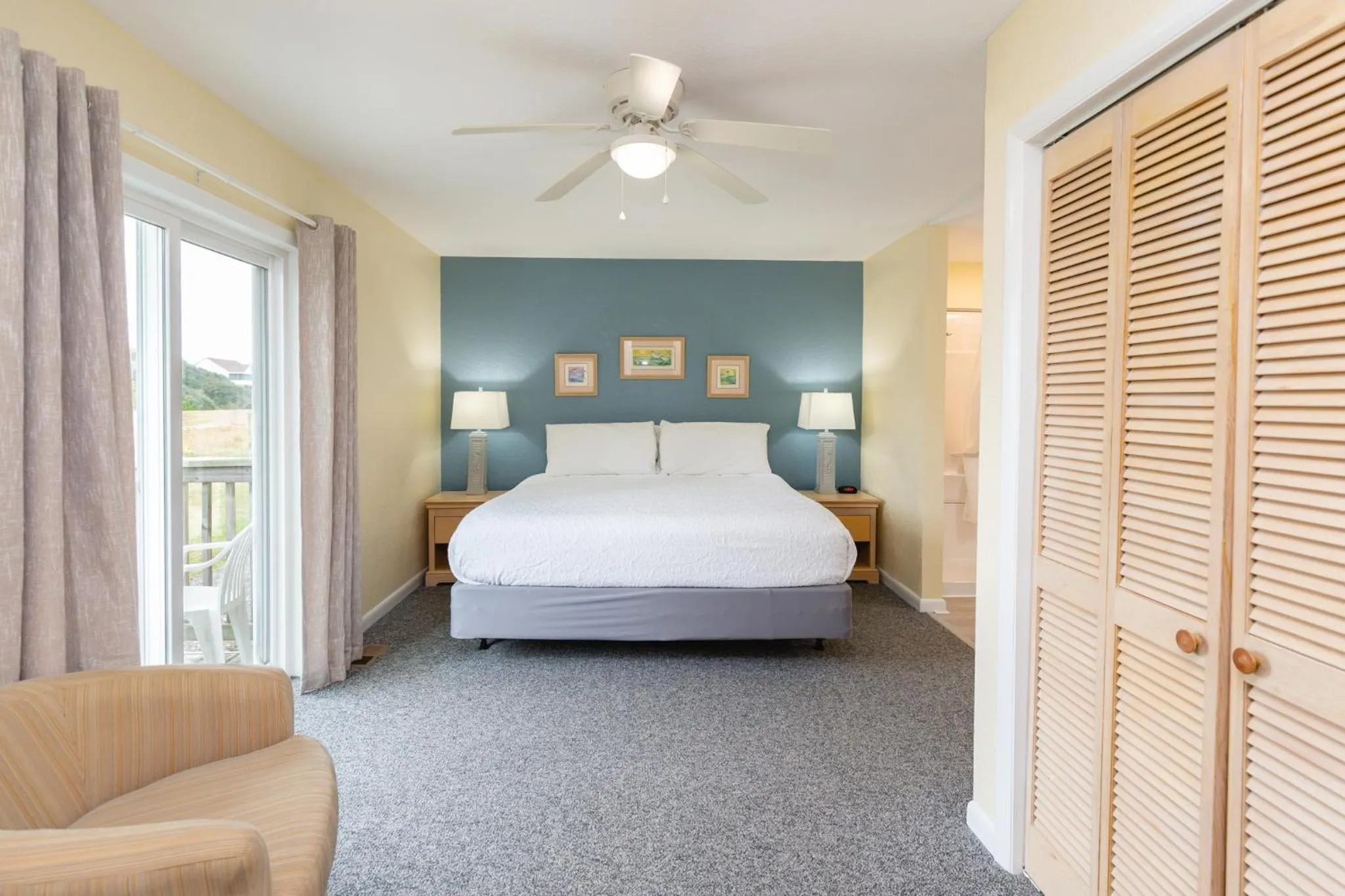 Bed in Sea Scape Beach and Golf Villas