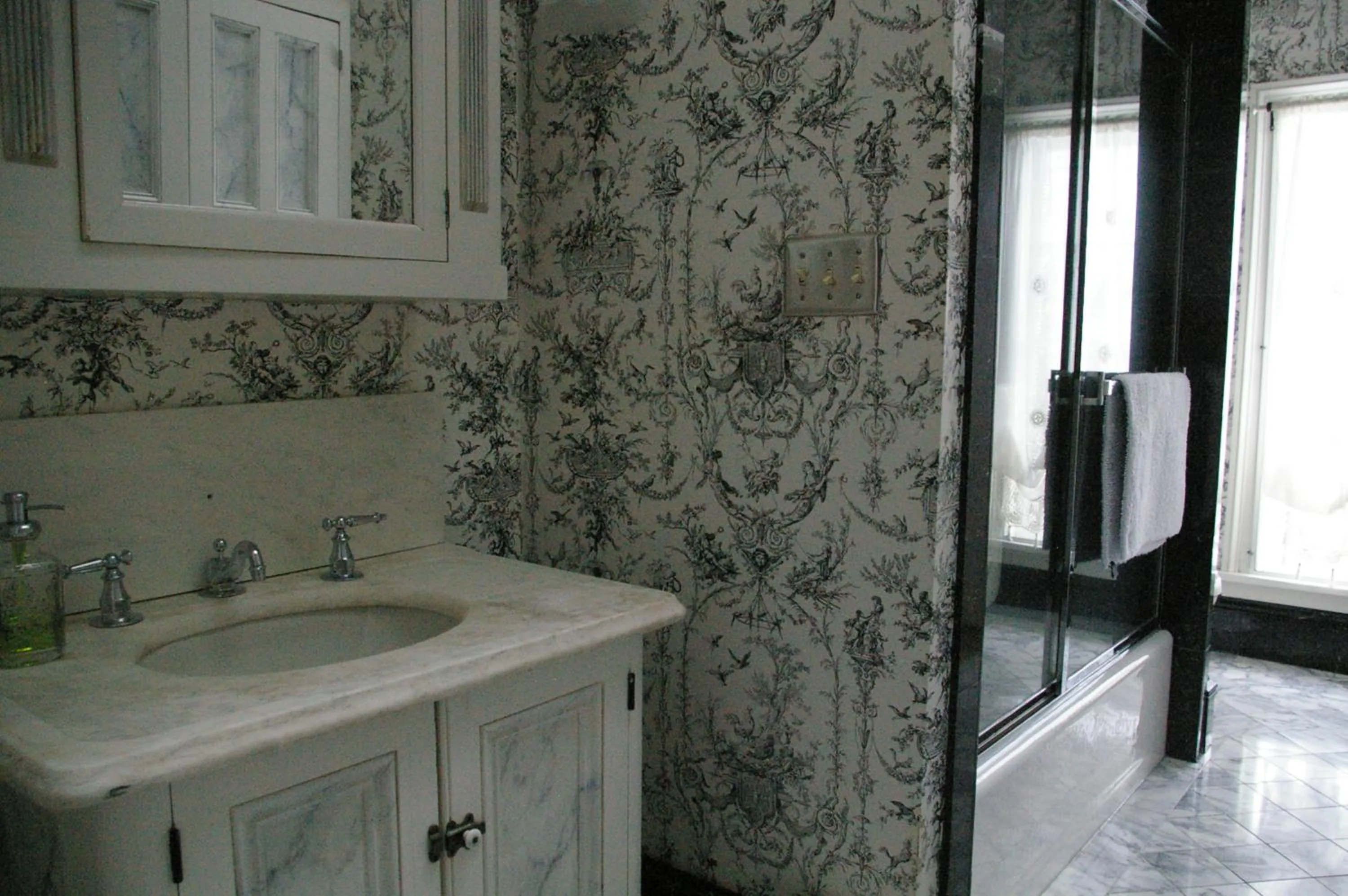 Oakcliff Bed and Breakfast