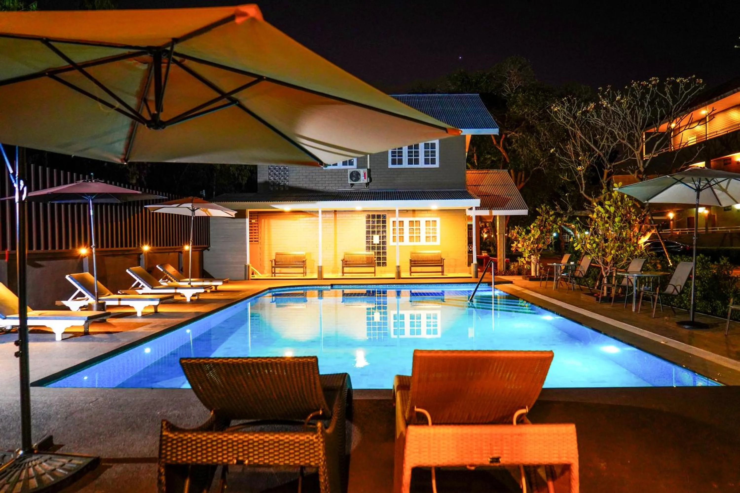 Pool view in Luna Hut Resort