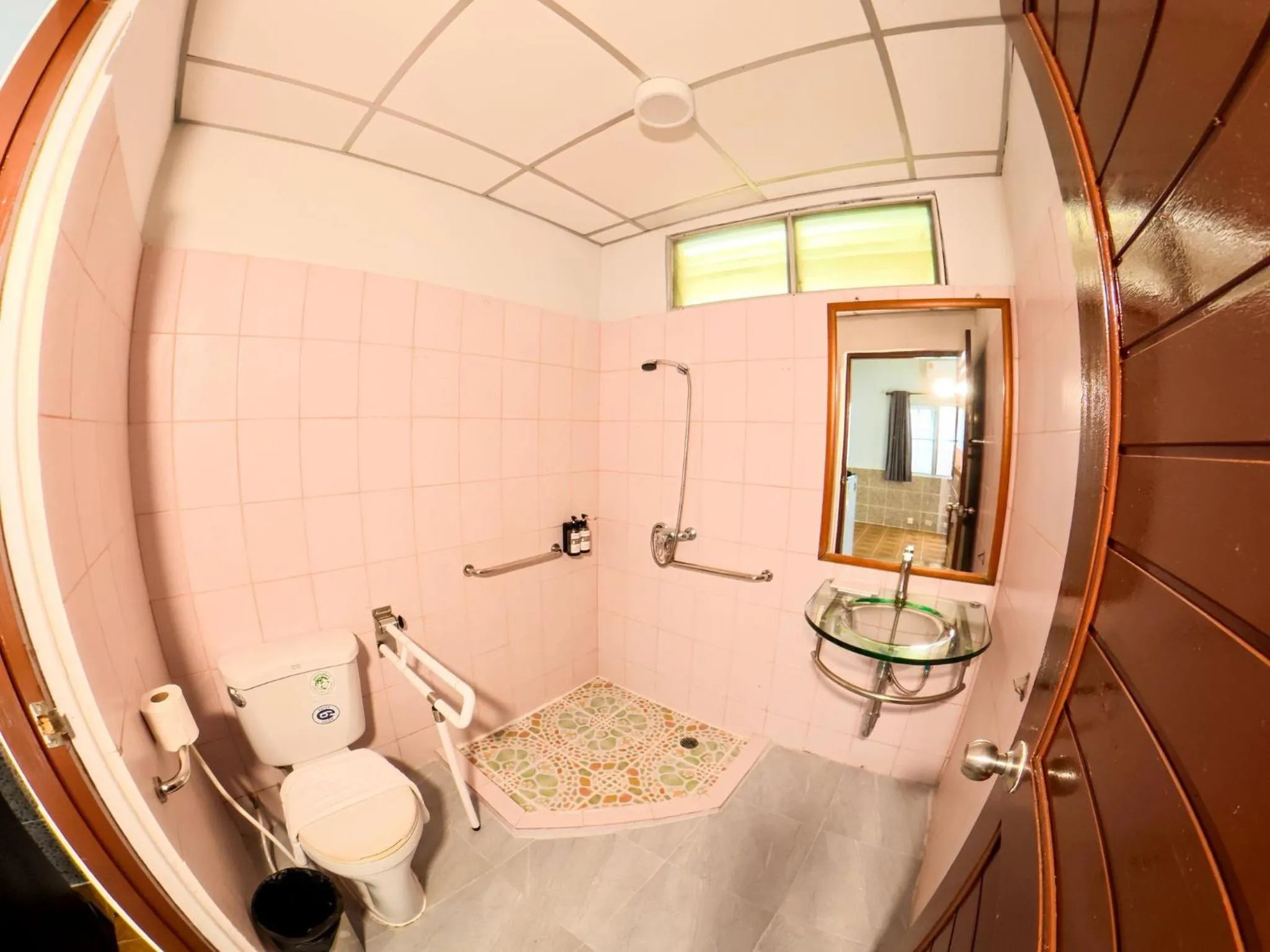 Bathroom in Luna Hut Resort