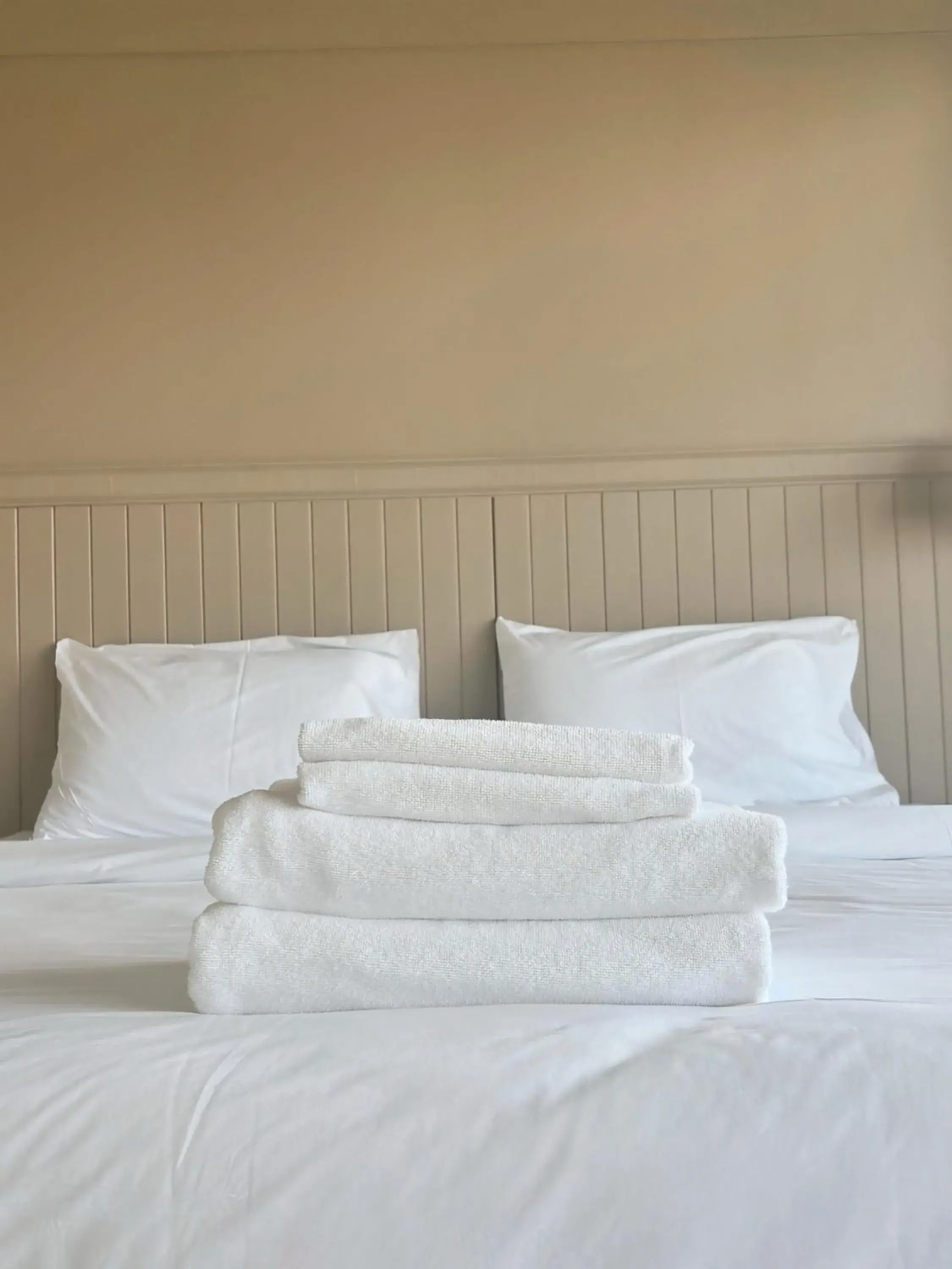 King Suite with Balcony in Luna Hut Resort King Suite with Balcony in Luna Hut Resort