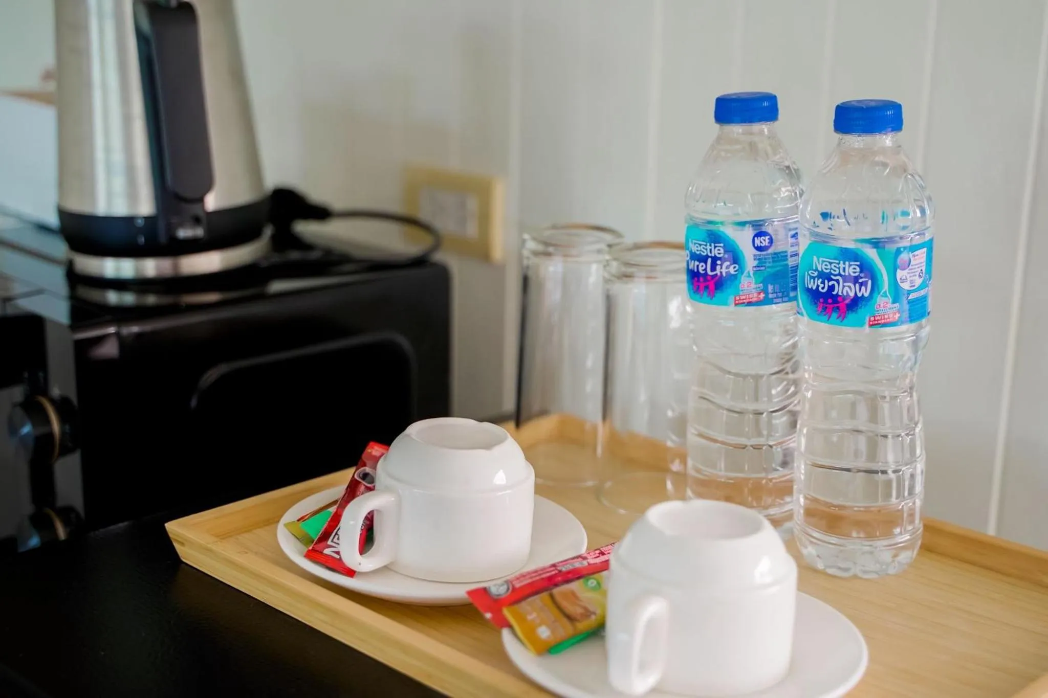 Coffee/tea facilities in Luna Hut Resort