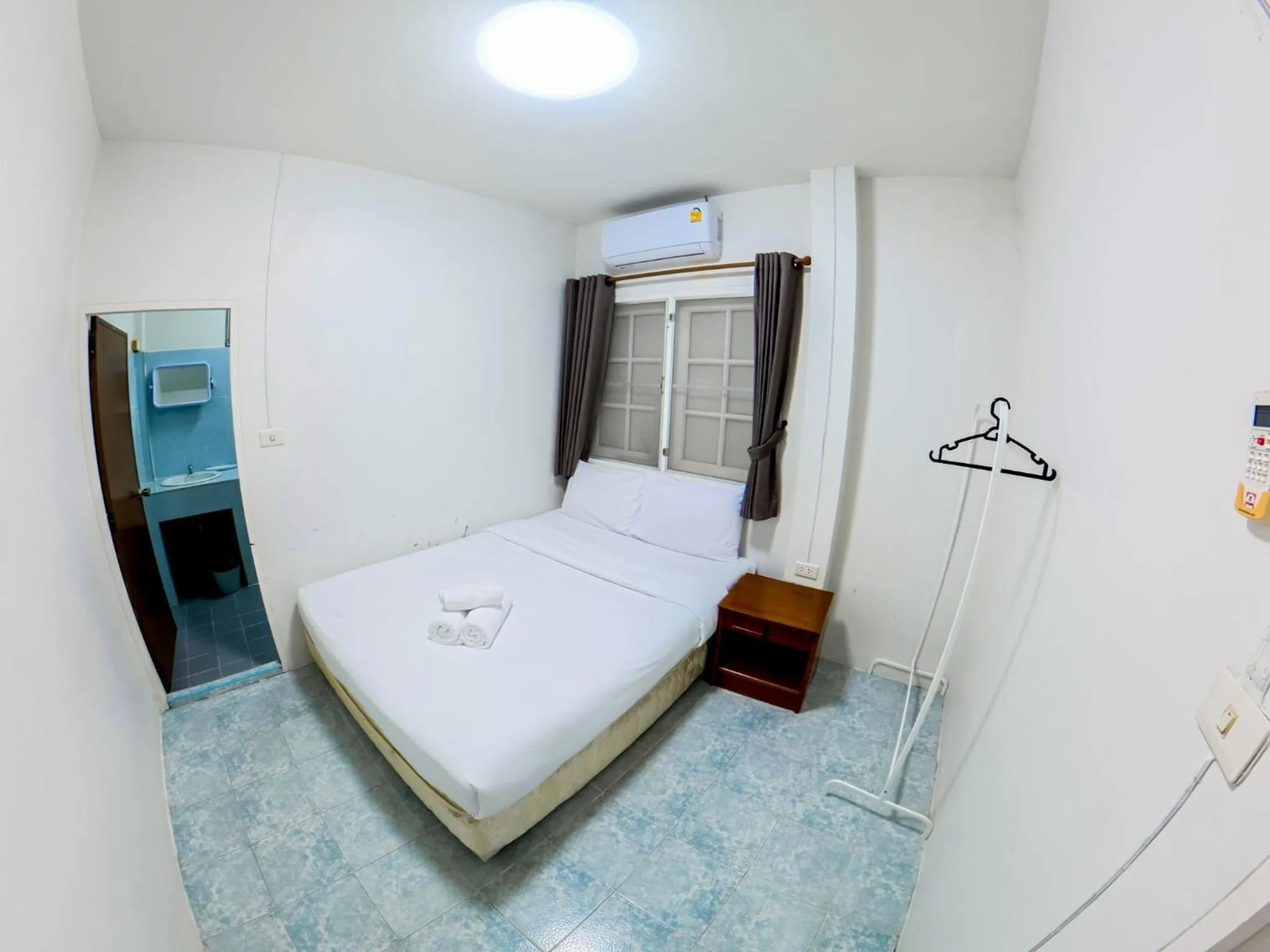 Bedroom, Bed in Luna Hut Resort