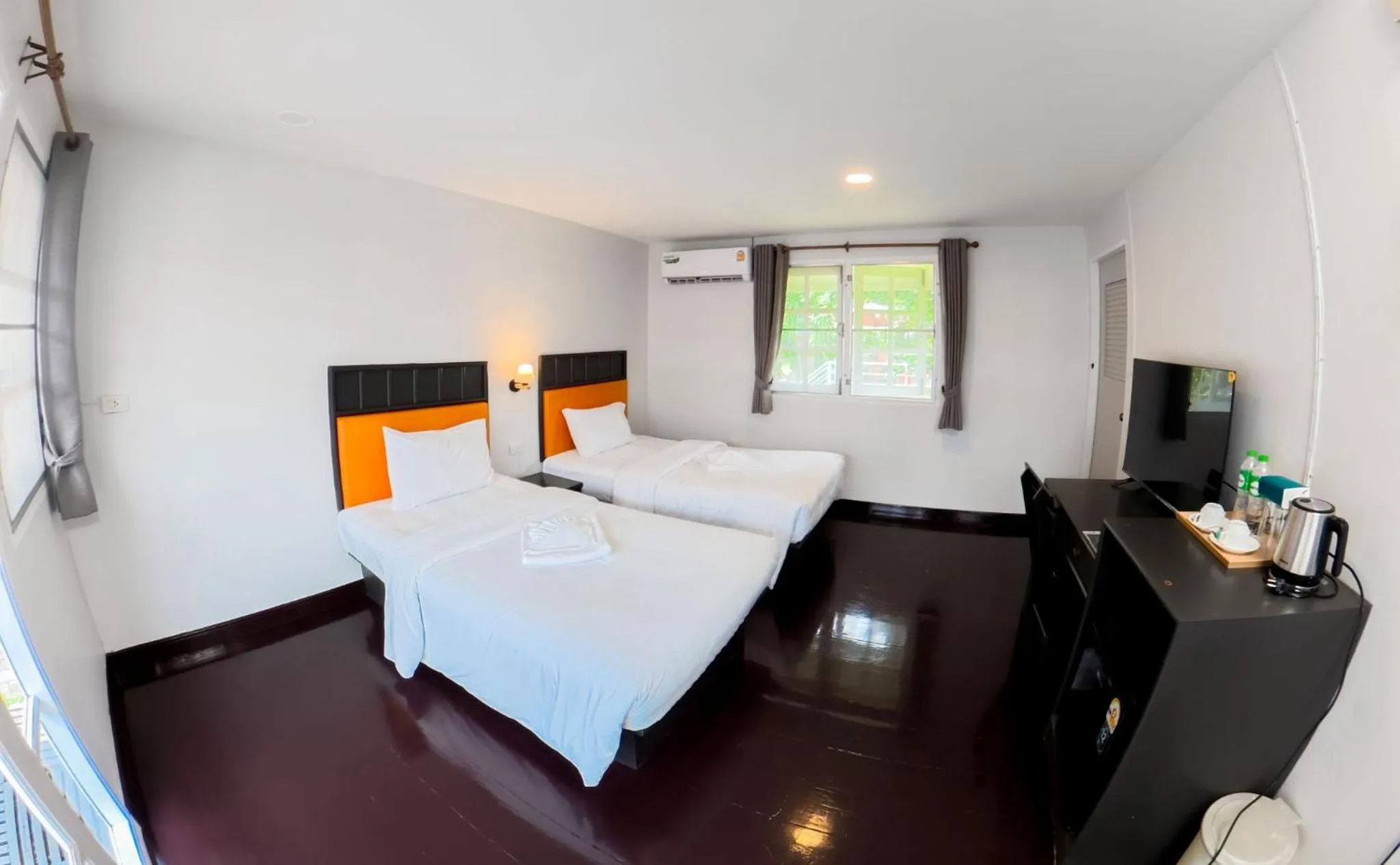 Bedroom, Bed in Luna Hut Resort