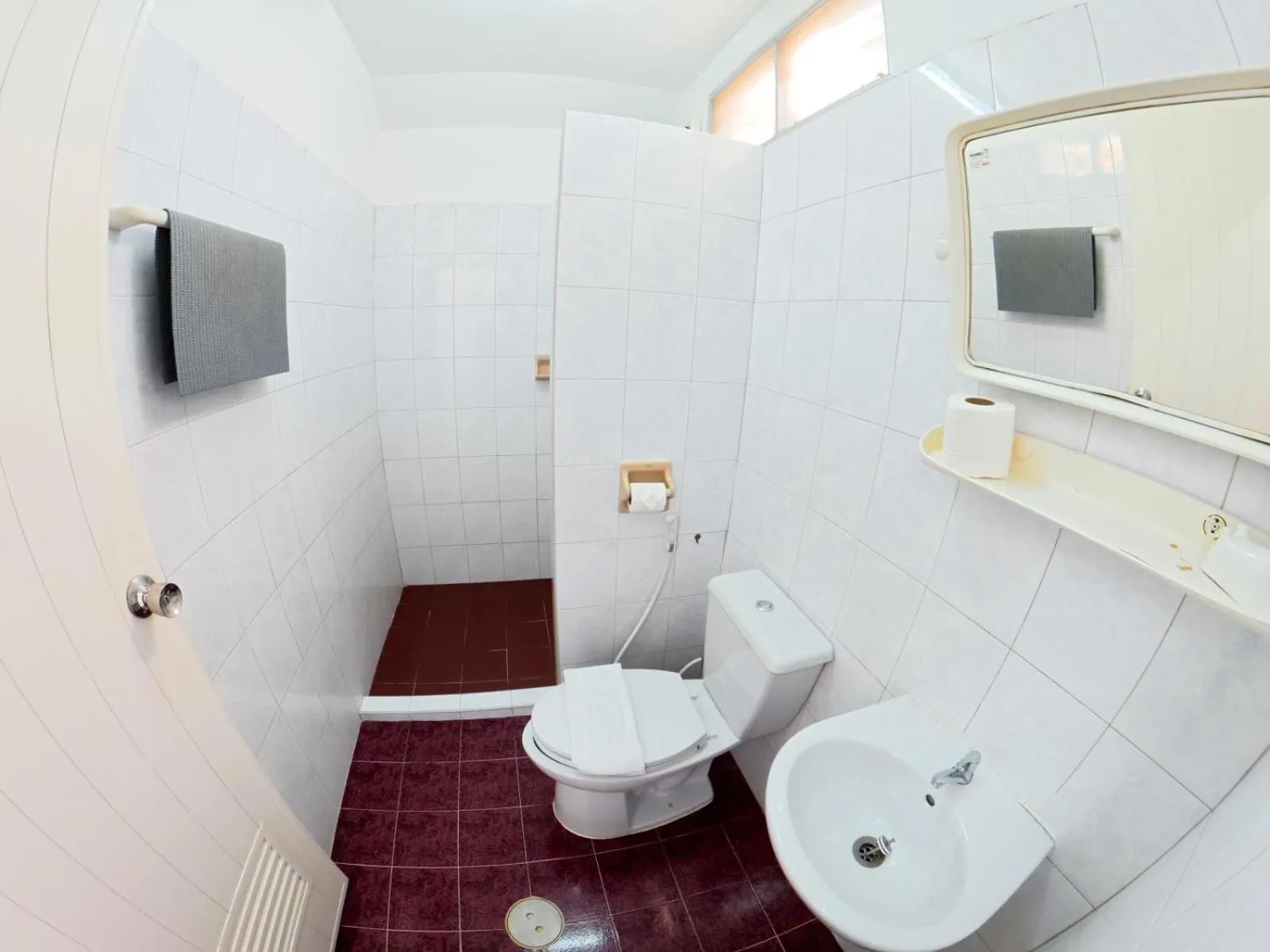 Bathroom in Luna Hut Resort